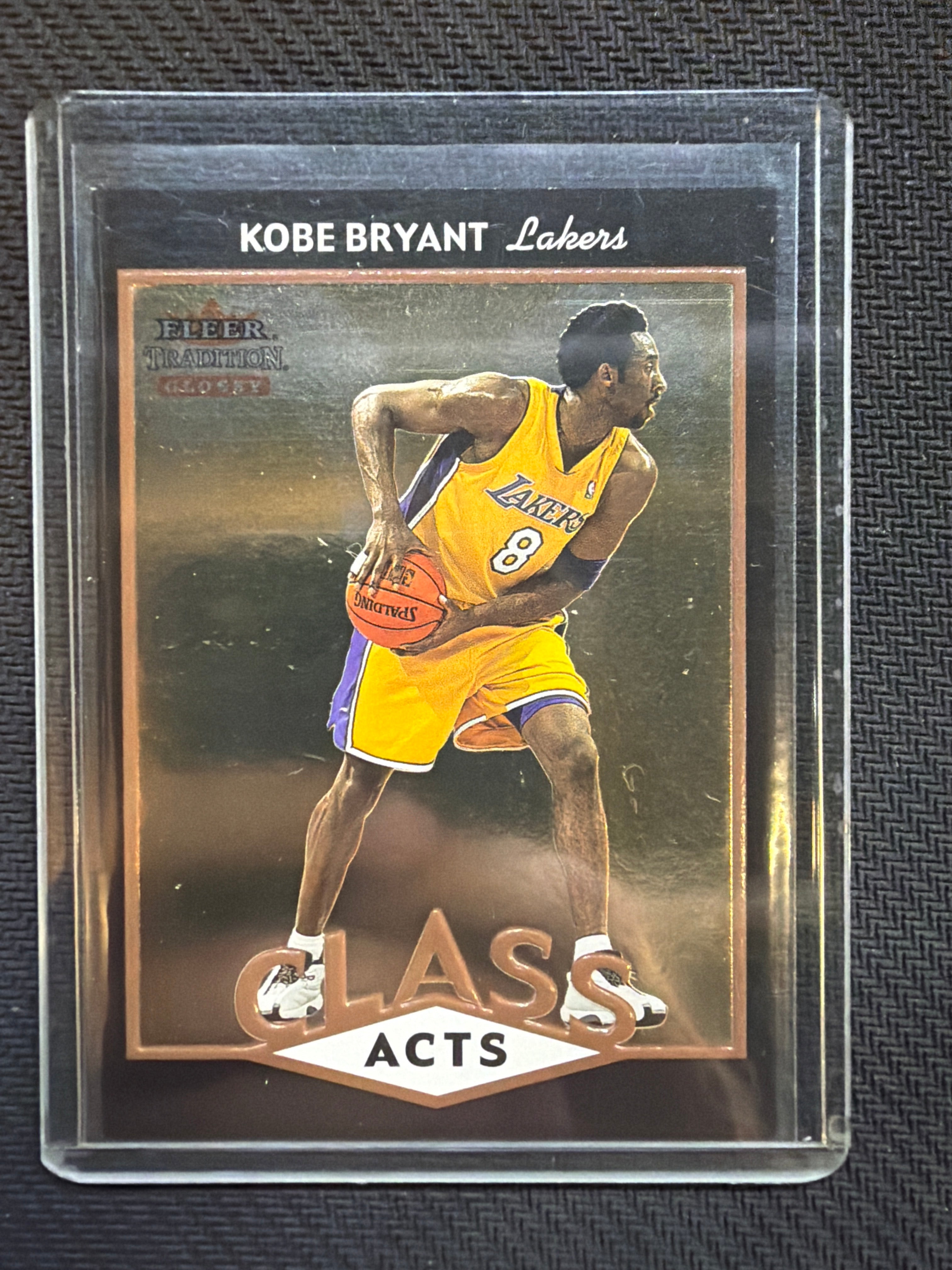 2000 Fleer Glossy Kobe Bryant Class Acts #18 Lakers