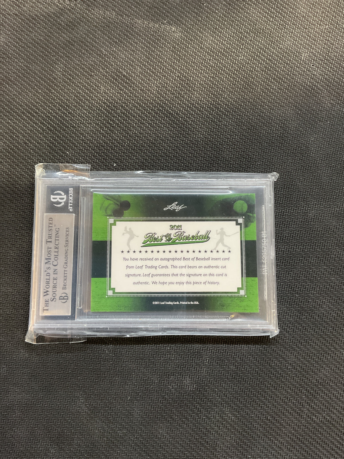 2011 Leaf Best of Baseball Hank Aaron Cut Signature Braves
