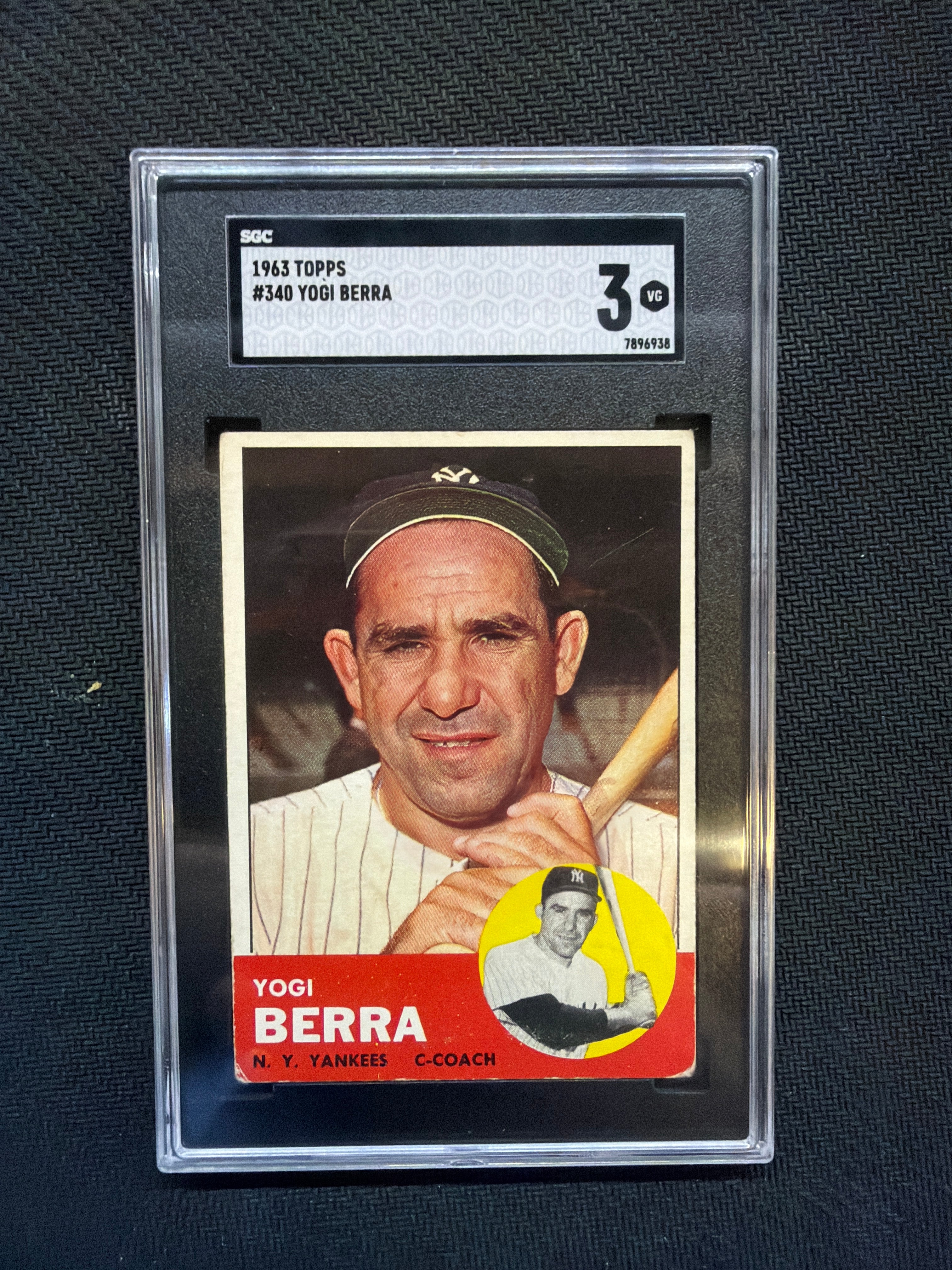 1963 Topps #340 Yogi Berra SGC 3