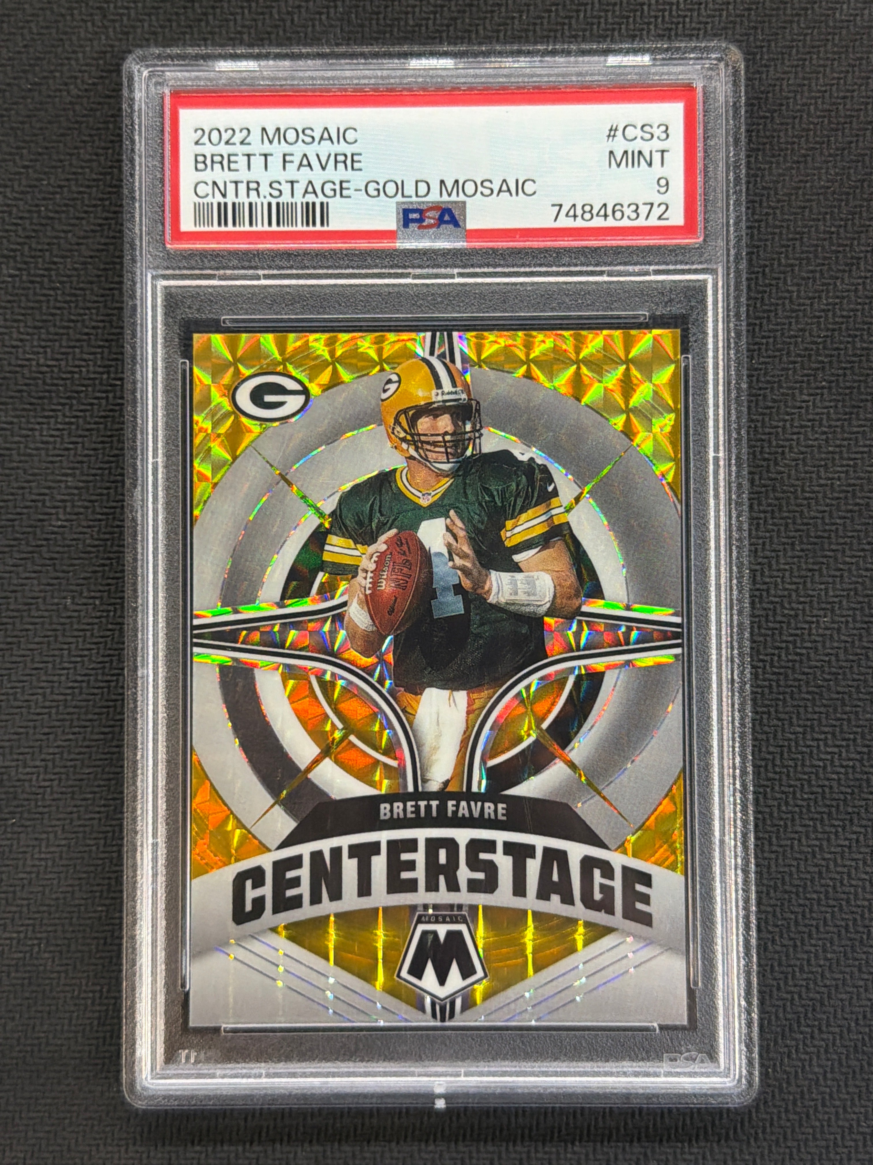 2022 Mosaic Brett Favre Centerstage Gold /10 PSA 9 372