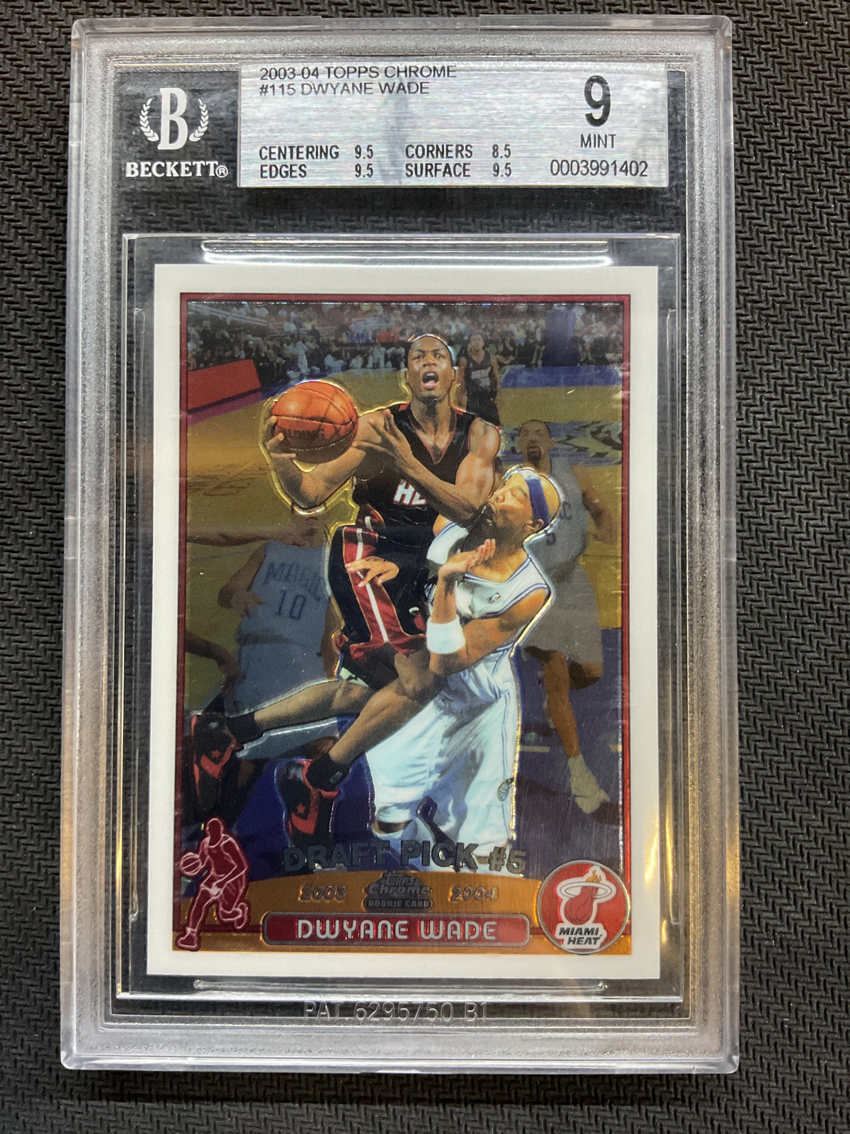 2003 Topps Chrome Dwayne Wade Rookie BGS 9 Heat