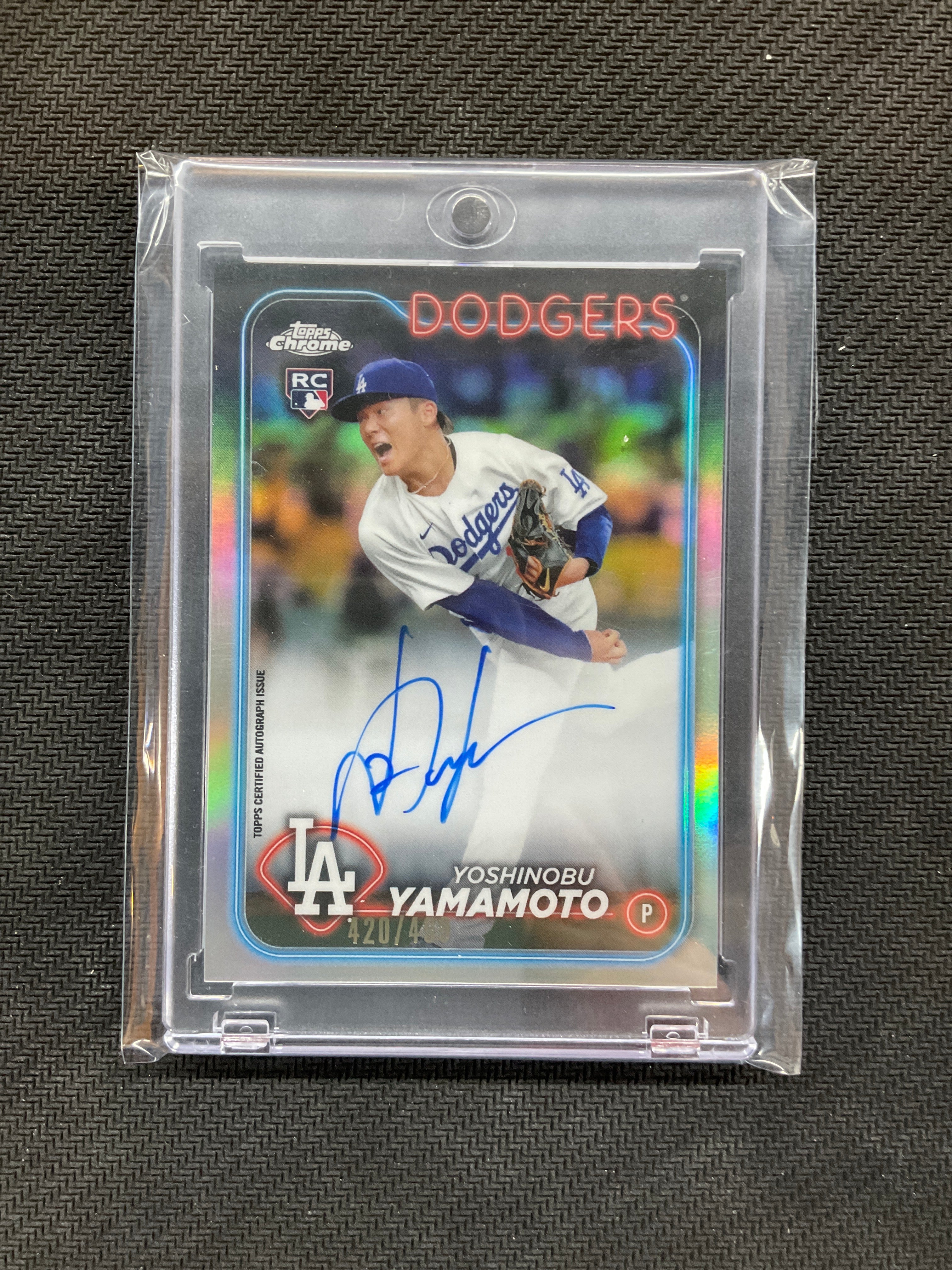 2024 Topps Chrome Yoshinobu Yamamoto Rookie Auto /499 Dodgers
