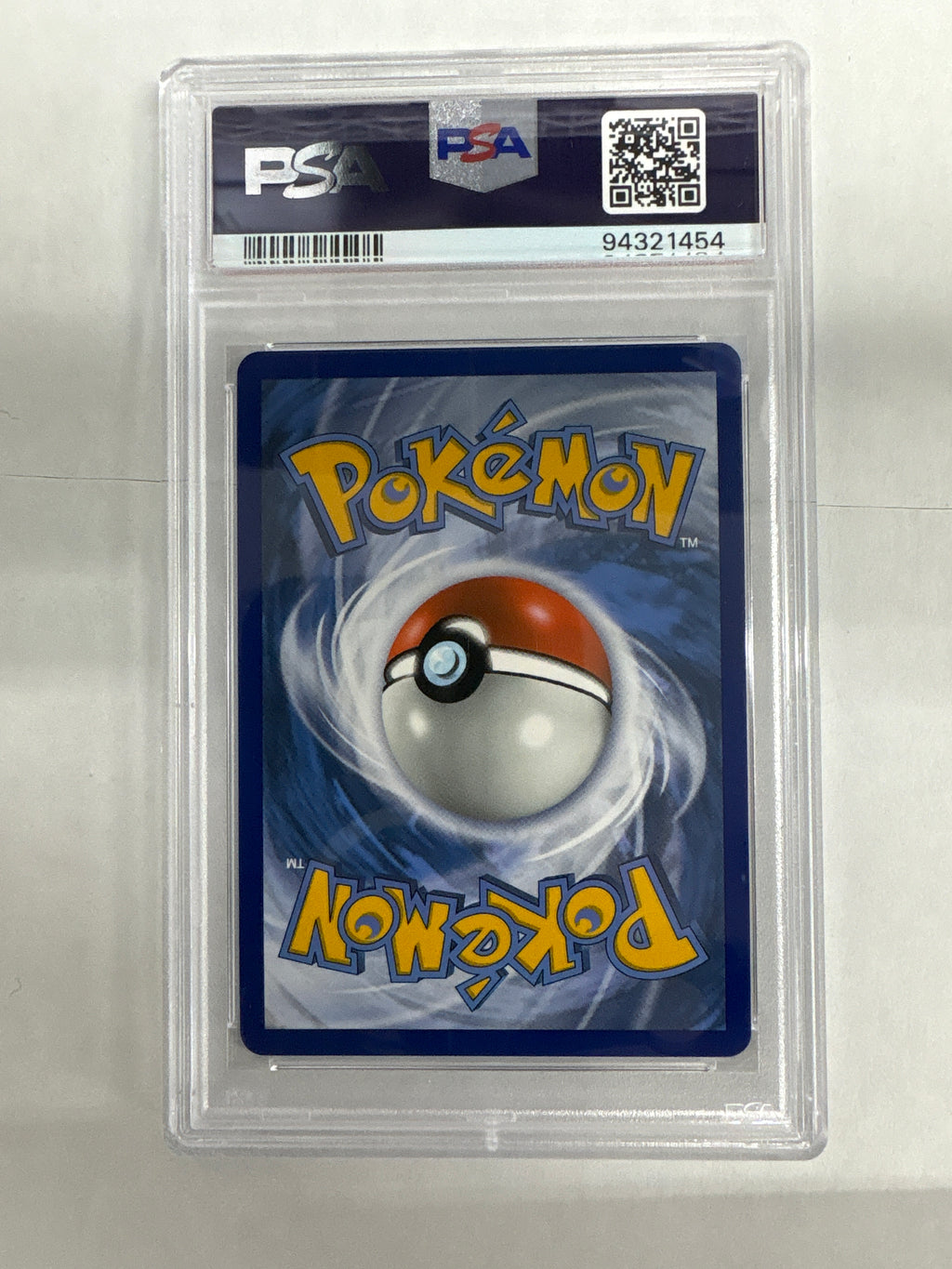 2020 Pokemon Sword & Shield Snorlax Vmax 142 PSA 8