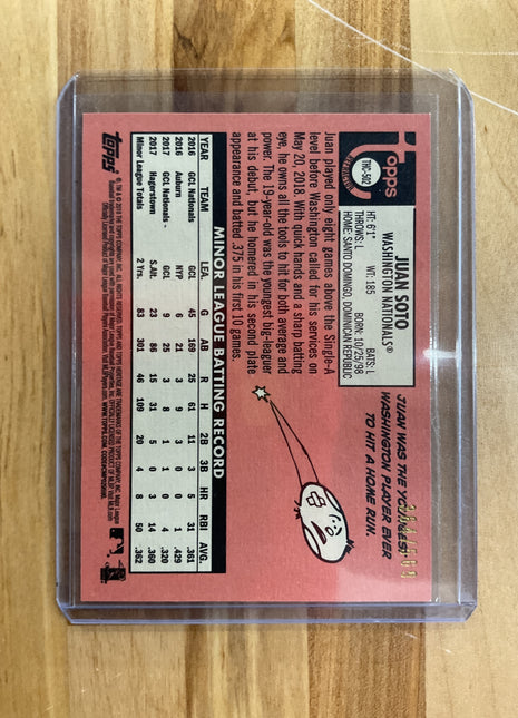 2018 Topps Heritage Juan Soto Rainbow /569 Rookie