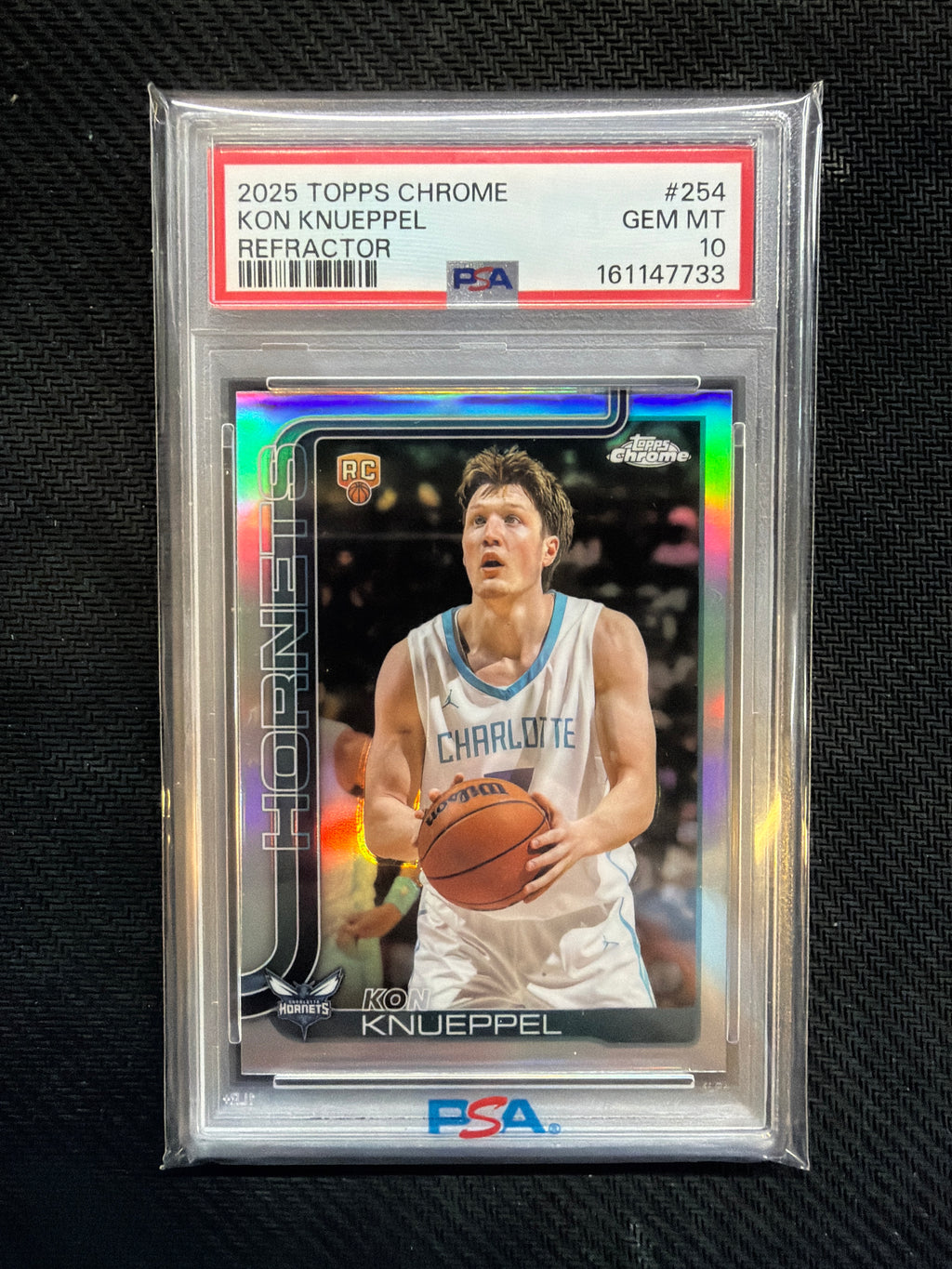 2025 Topps Chrome NBA Kon Knueppel Refractor PSA 10 Hornets