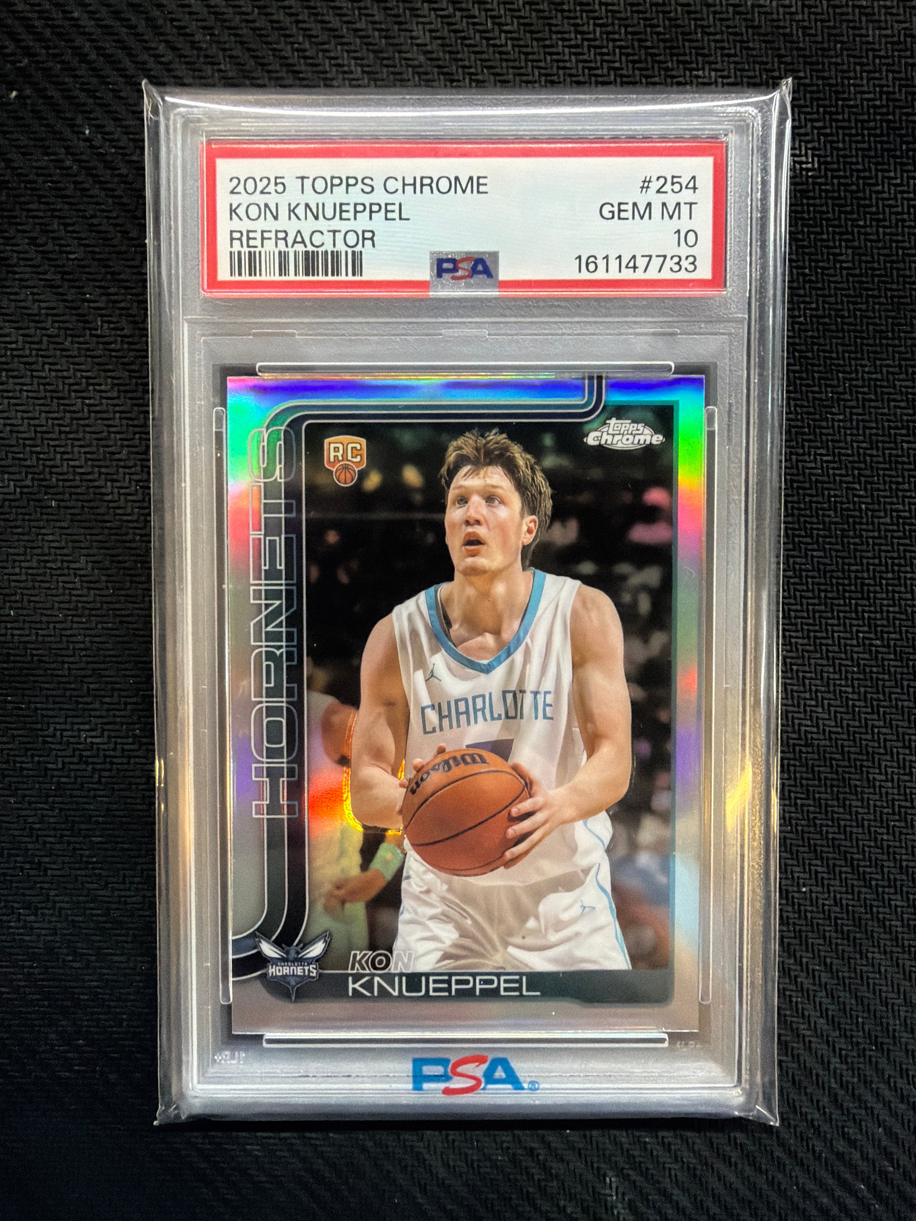 2025 Topps Chrome NBA Kon Knueppel Refractor PSA 10 Hornets