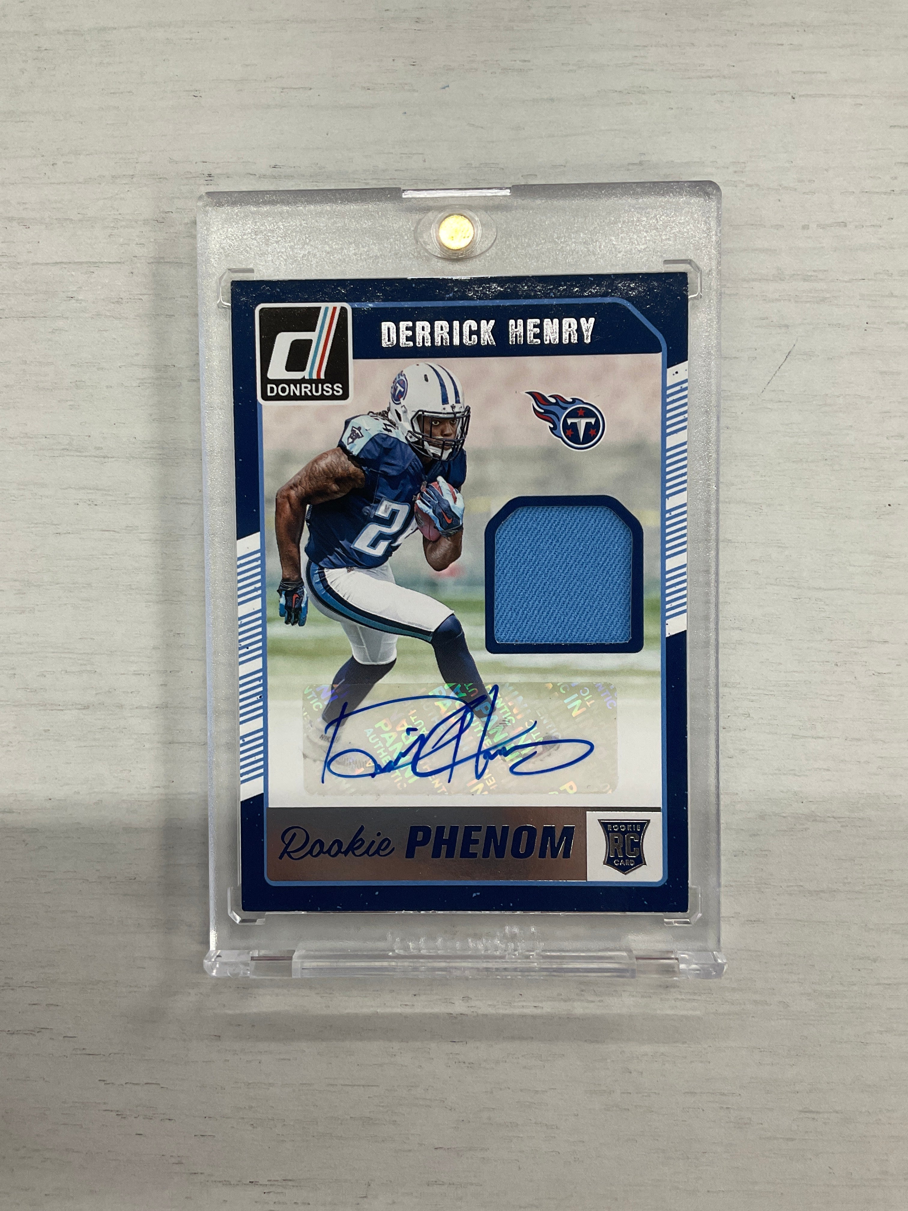 2016 Donruss Derrick Henry Rookie Patch Auto Phenom