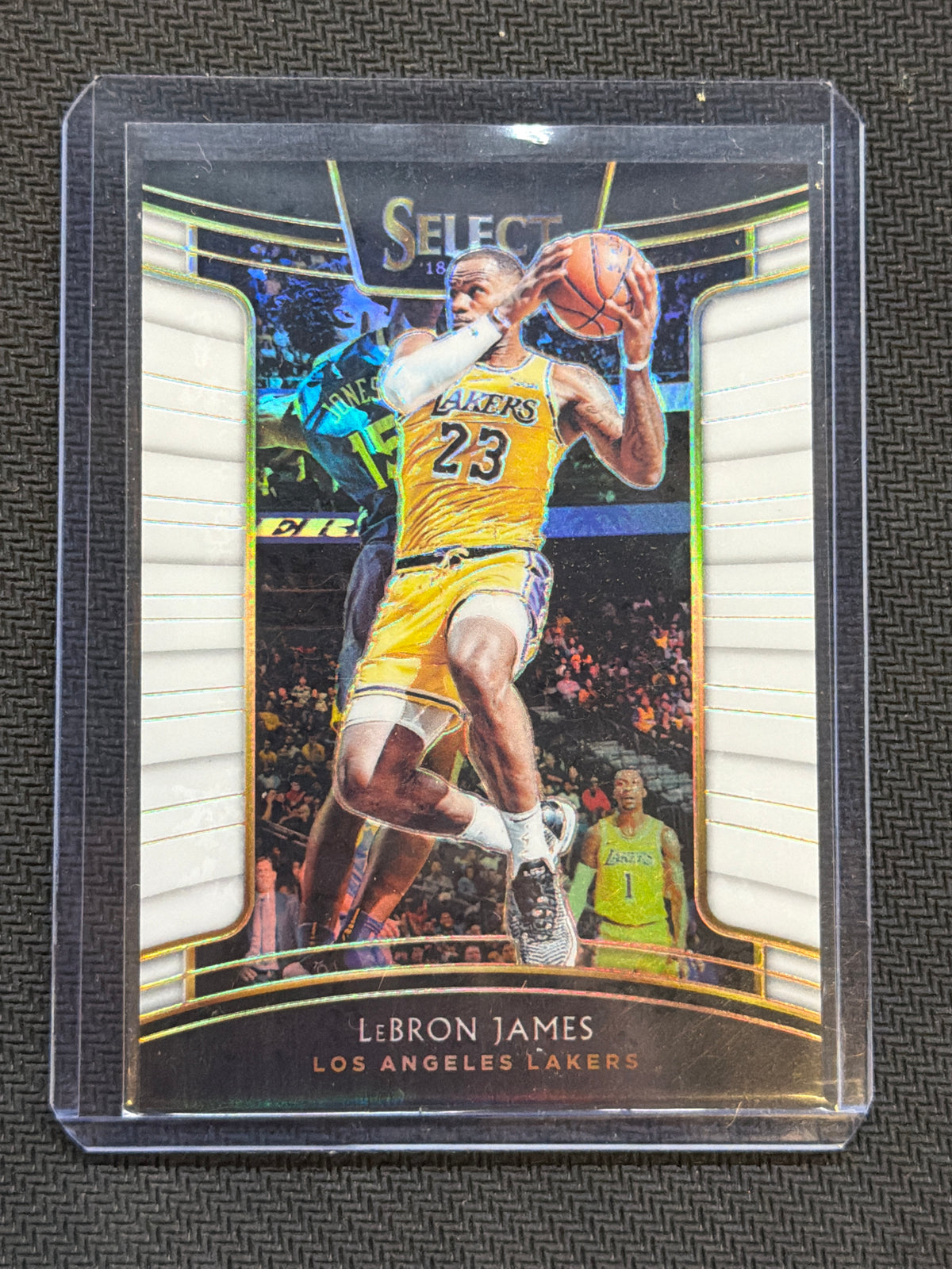 2018-19 Panini Select LeBron James White 6/149 JSY Number Lakers
