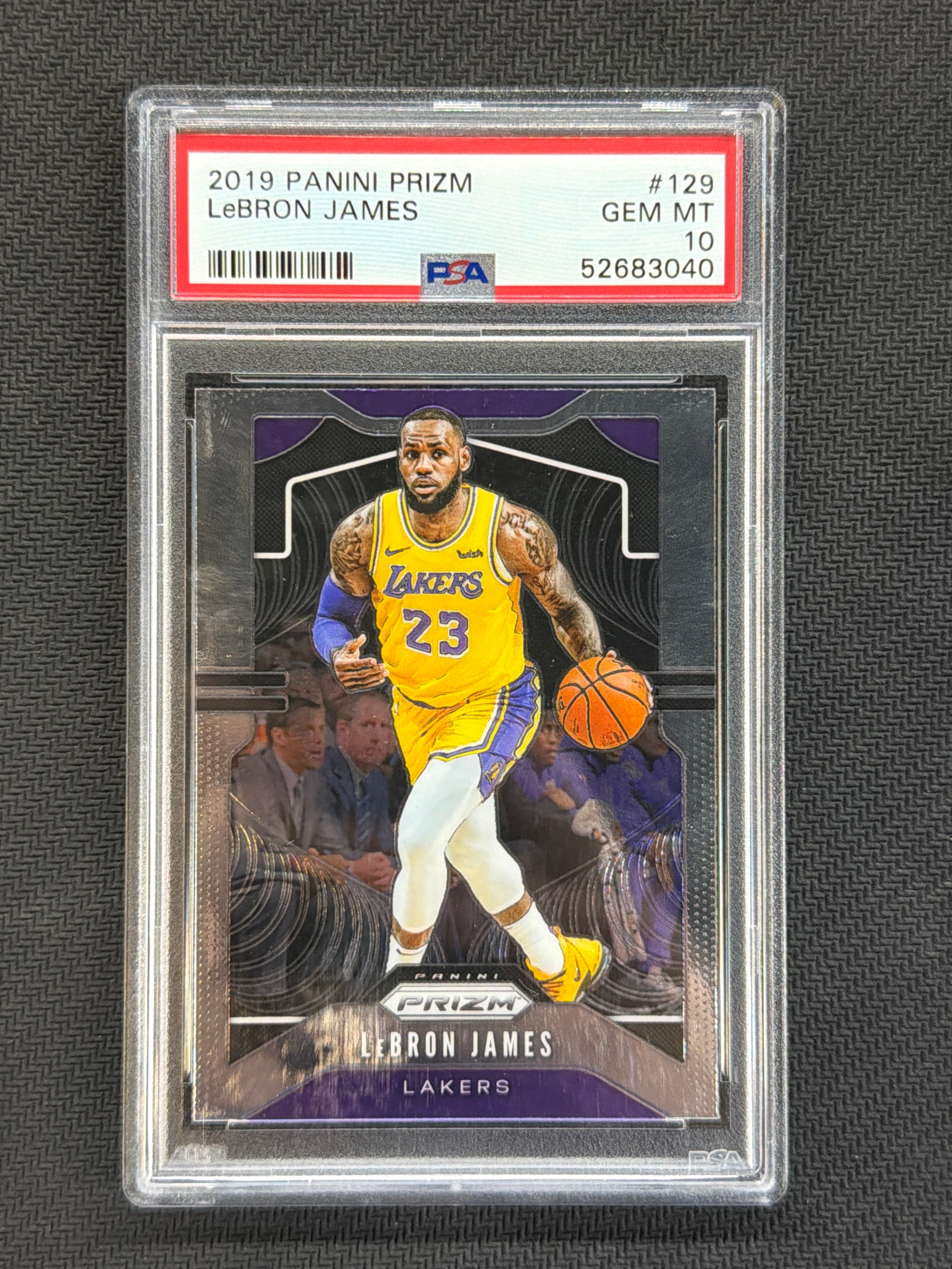 2019 Panini Prizm LeBron James #129 PSA 10 Lakers