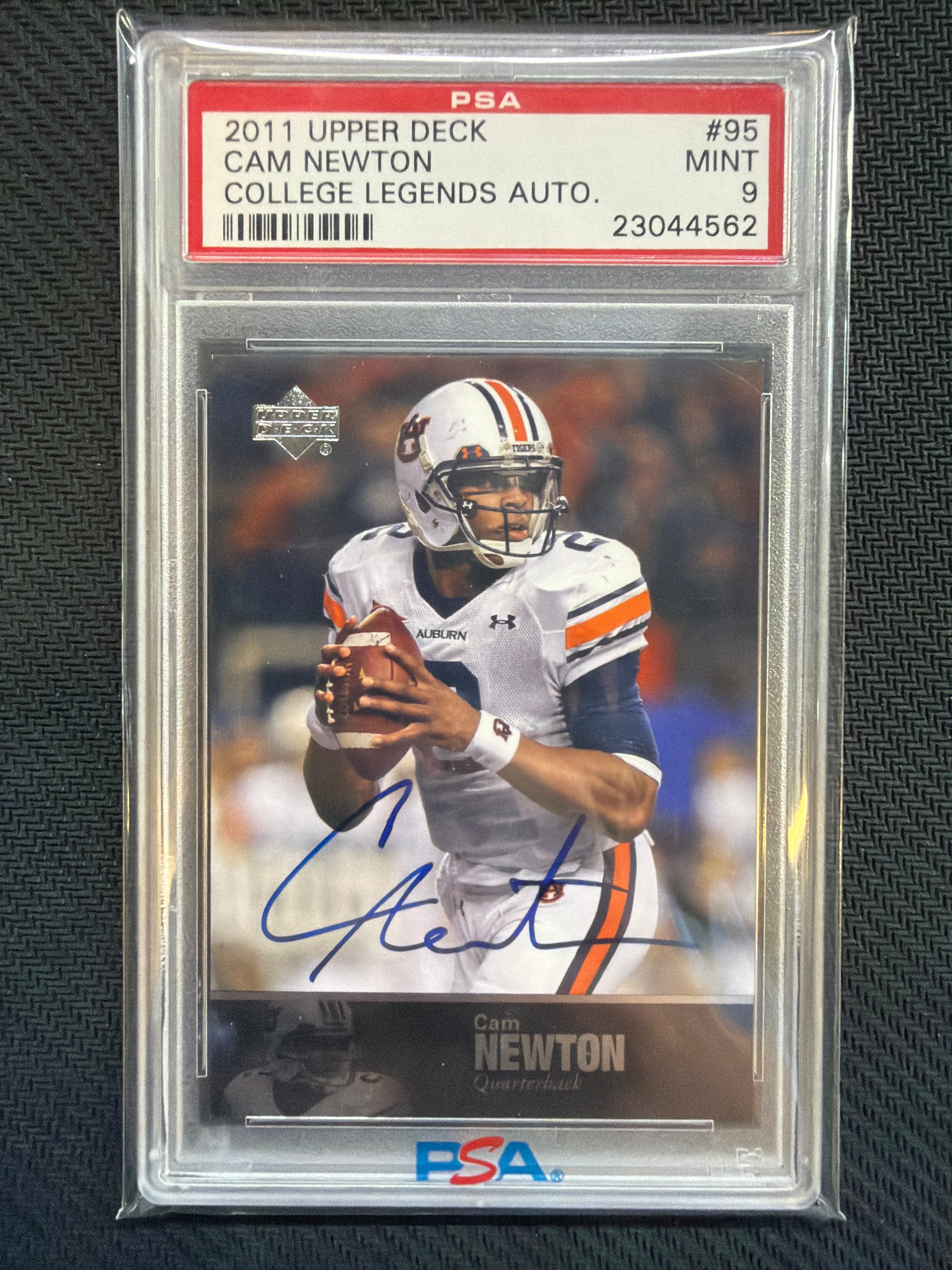 2011 Upper Deck Cam Newton College Legends Auto #95 PSA 9 Auburn