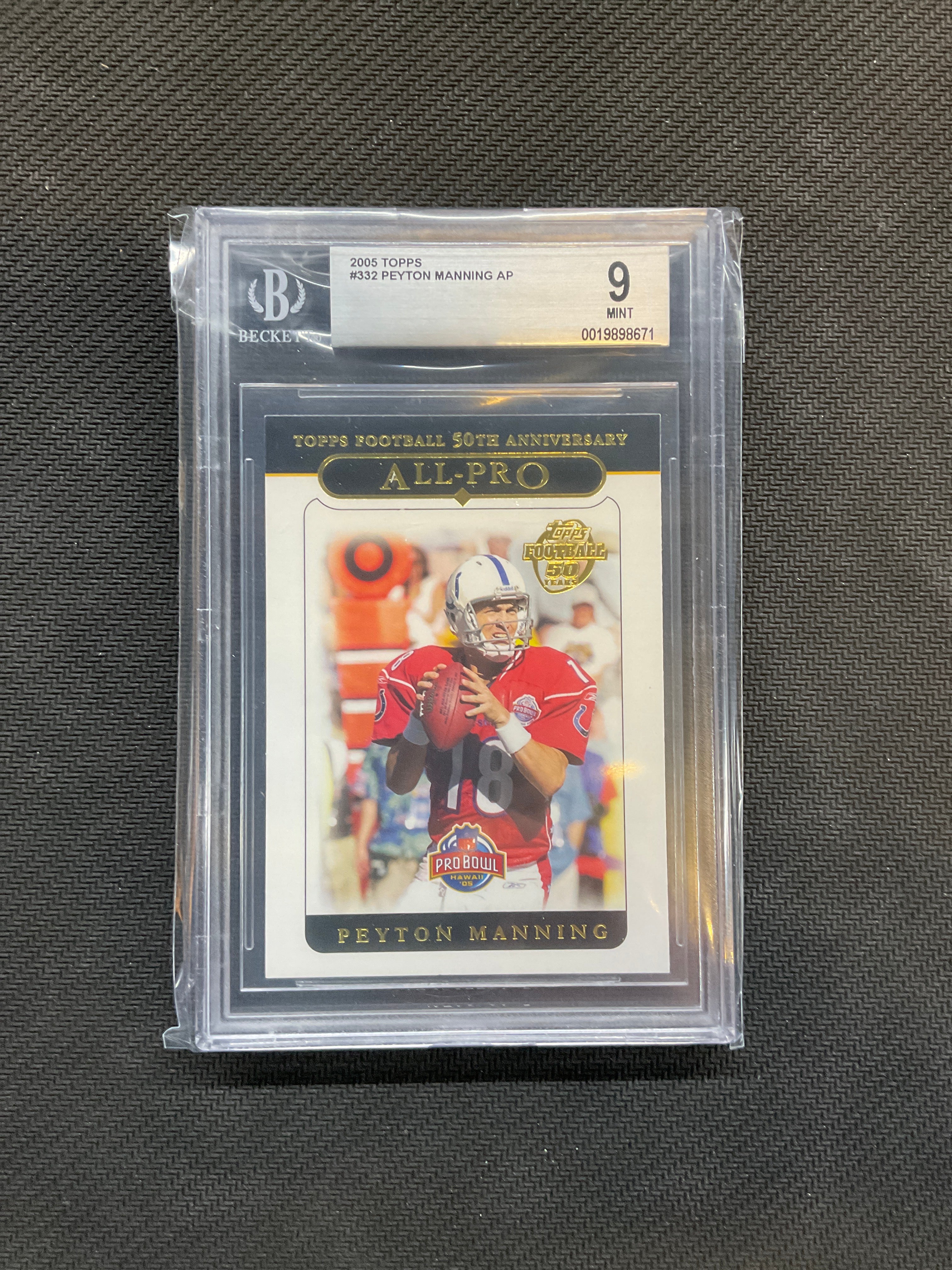2005 Topps Peyton Manning BGS 9 All-Pro