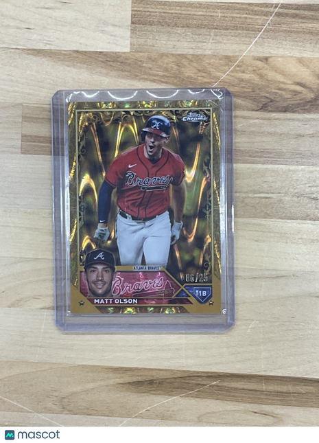 2023 Topps Gilded Matt OIson Gold Raywave /25 Braves