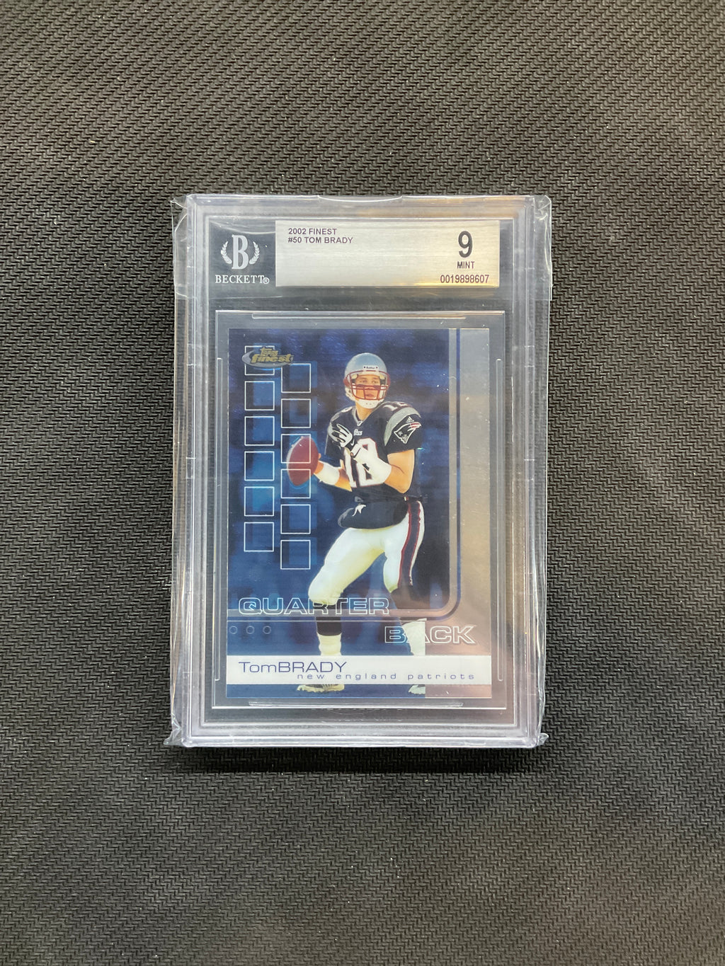 2002 Topps Finest Tom Brady BGS 9 Patriots