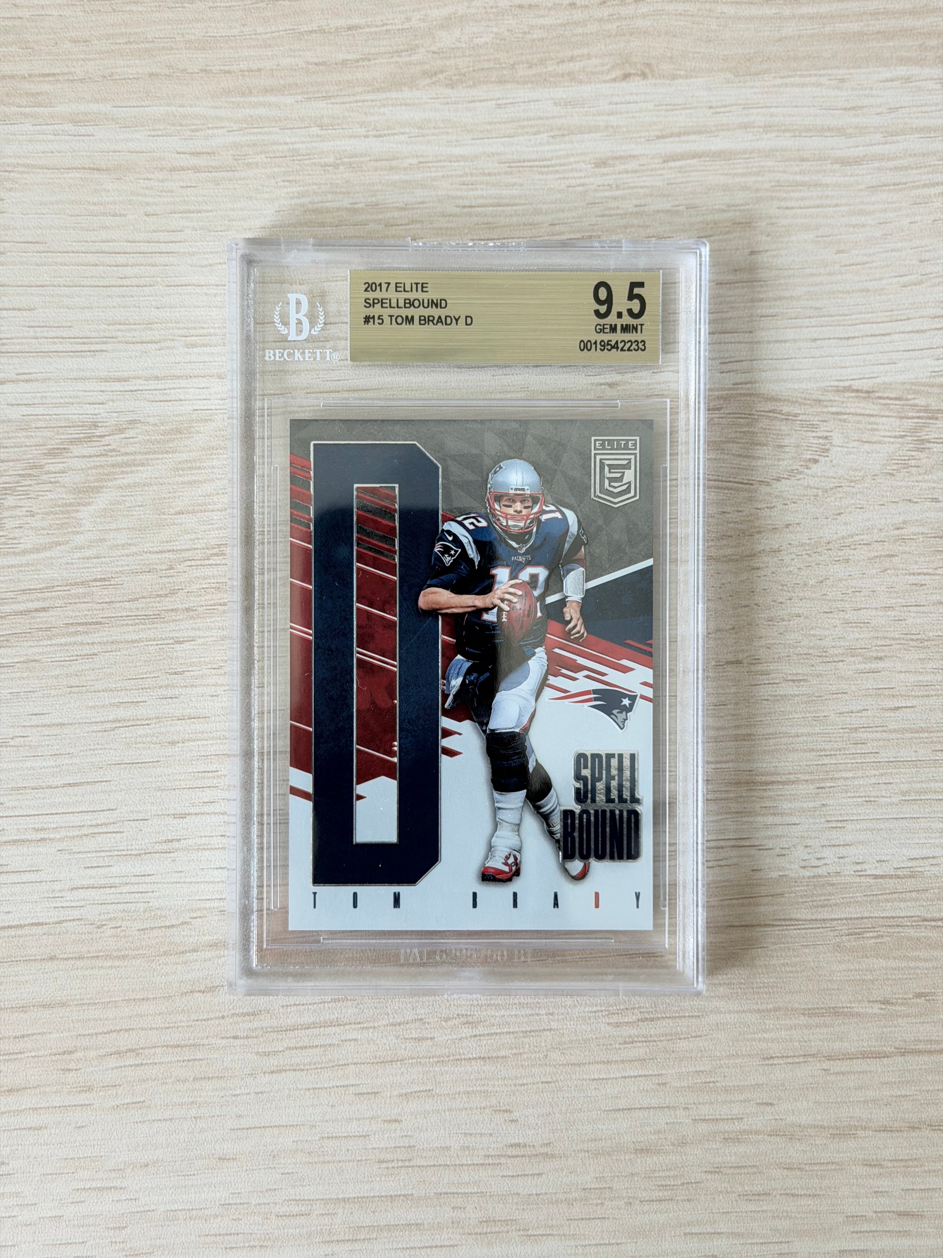 2017 Elite Spellbound Tom Brady BGS 9.5 Pats