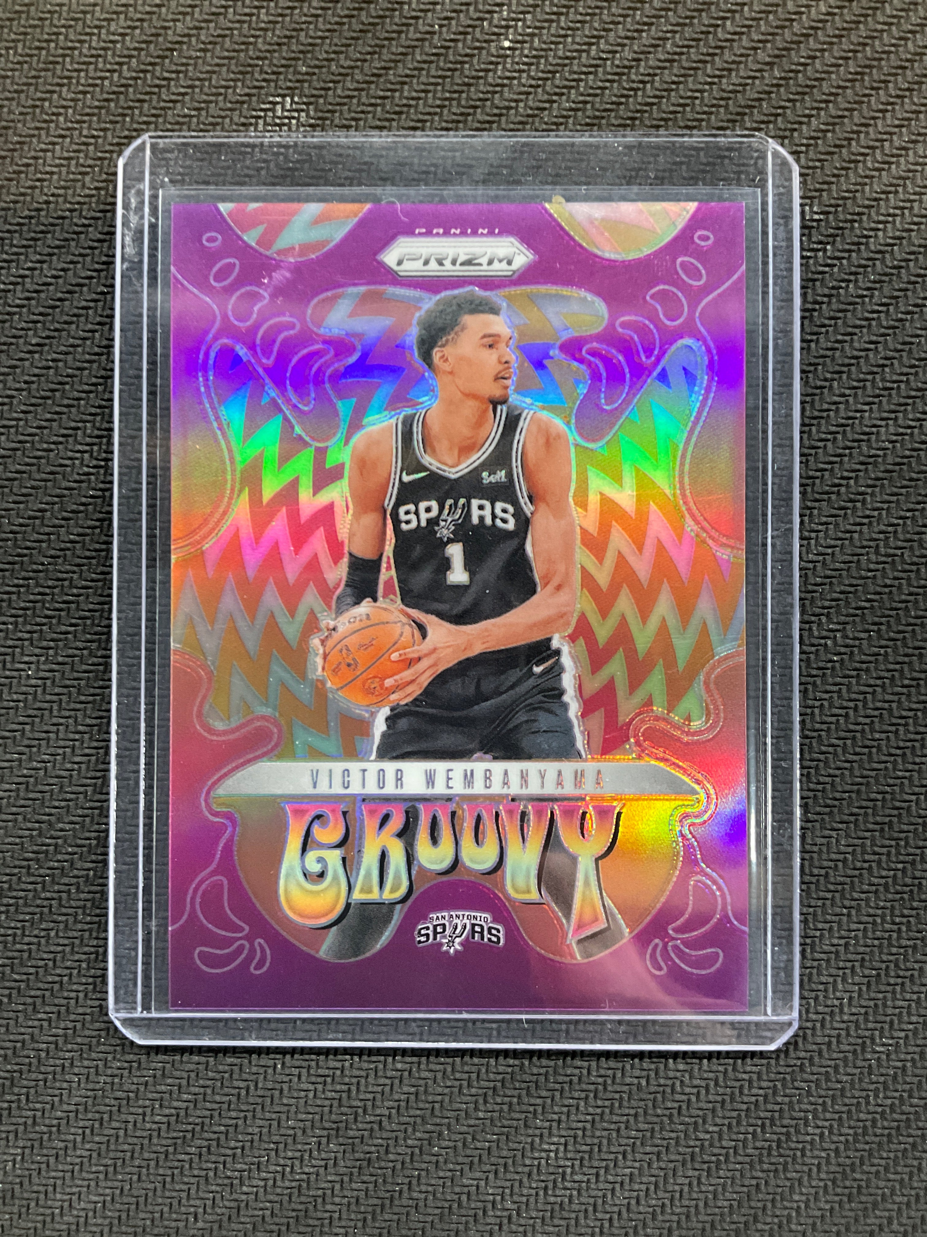 2024-25 Panini Prizm Victor Wembanyama Groovy Spurs