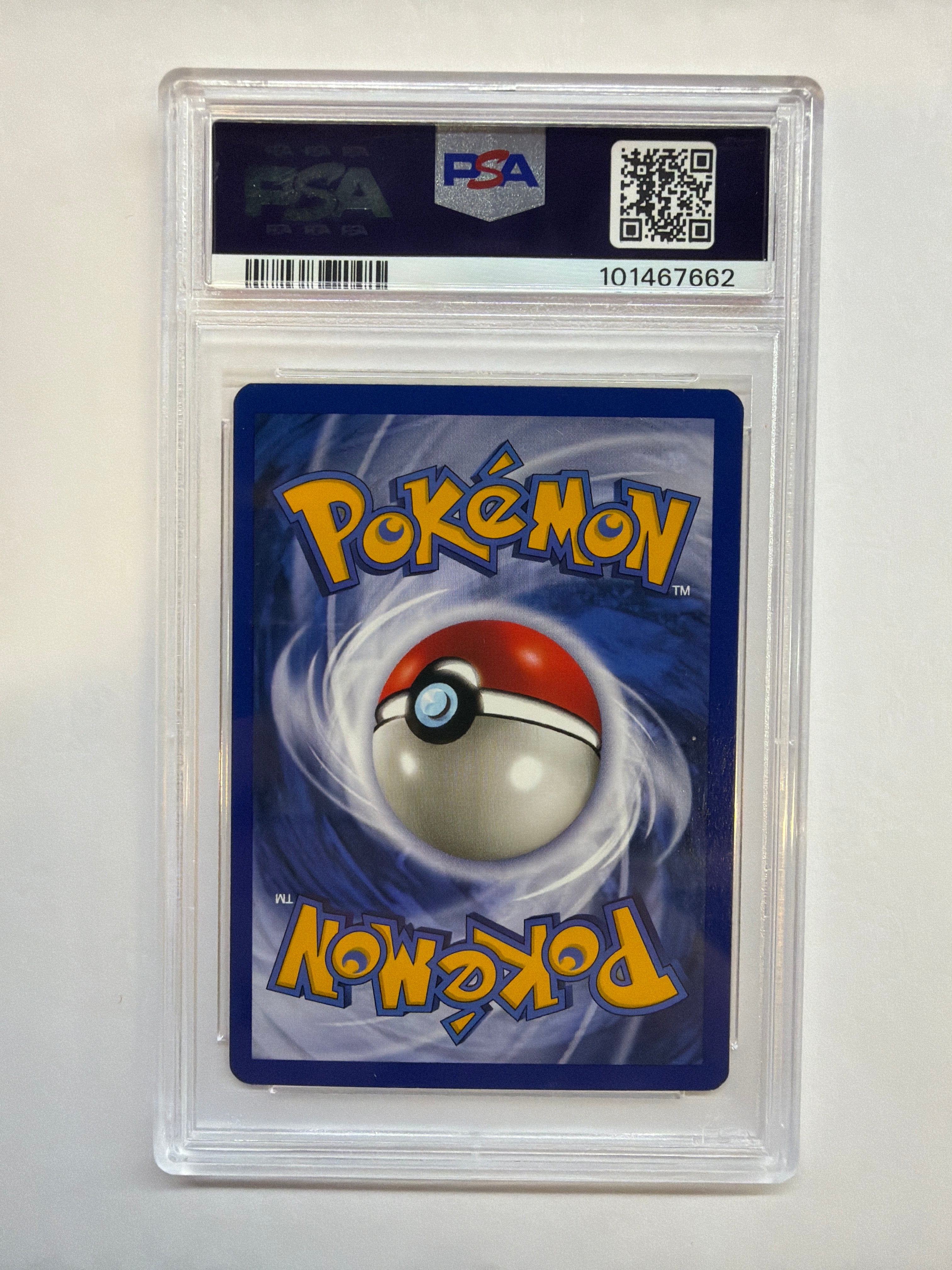 1999 Magneton Holo 11 PSA 8