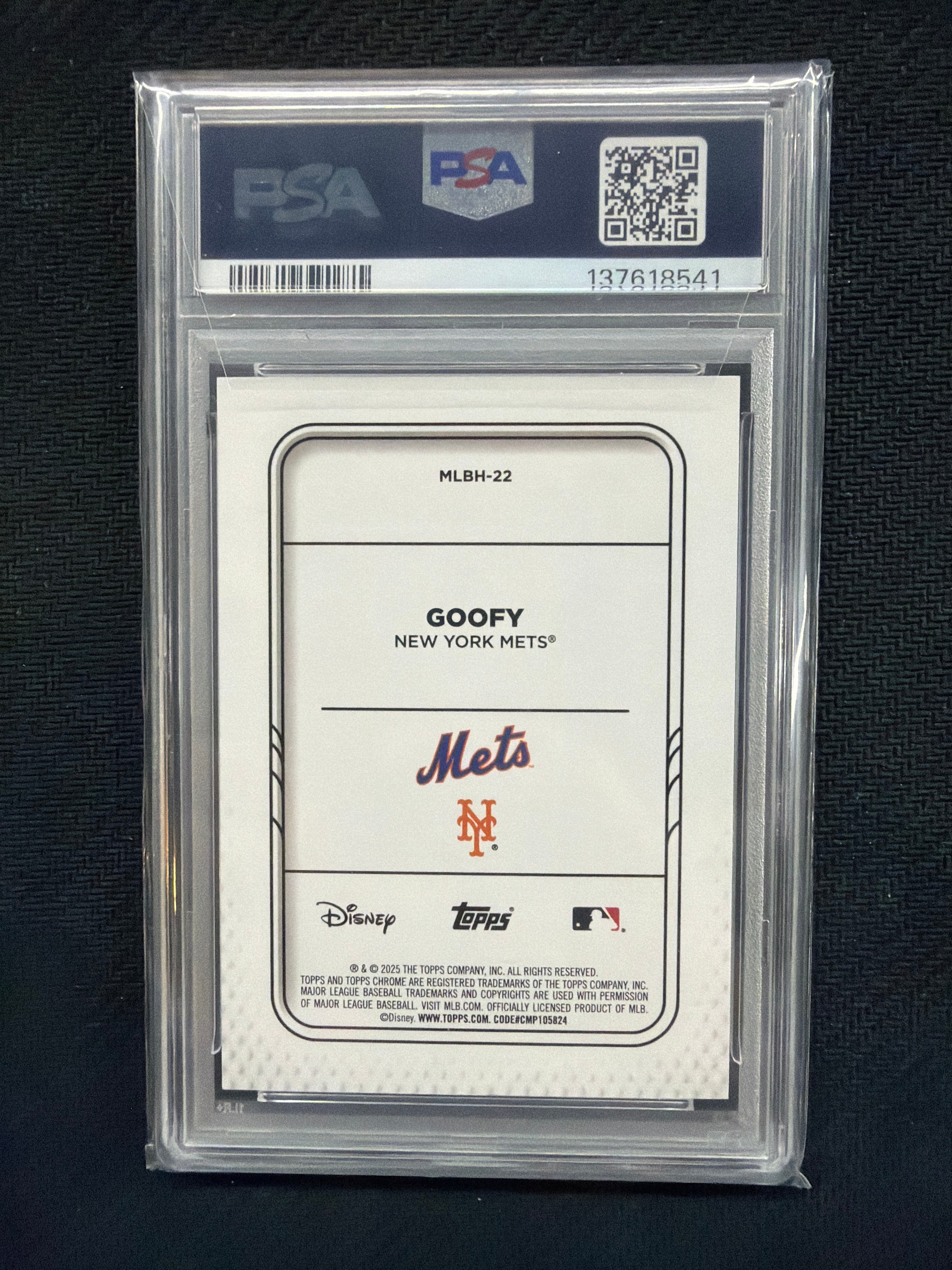 2025 Topps Chrome Disney Goofy Mickey & Friends Mets PSA 10