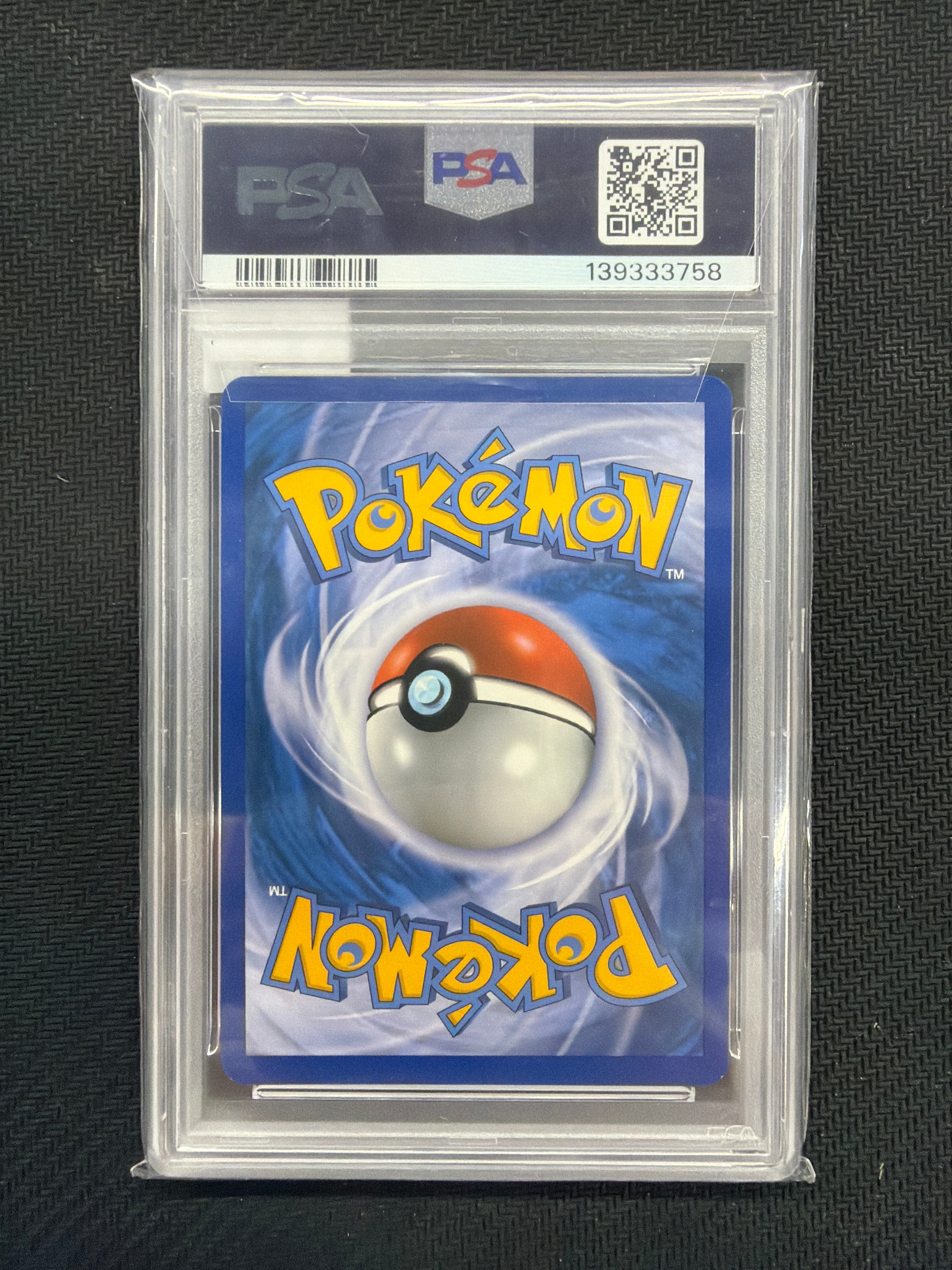 2010 Pokemon Gengar Holo Triumphant 94 PSA 8