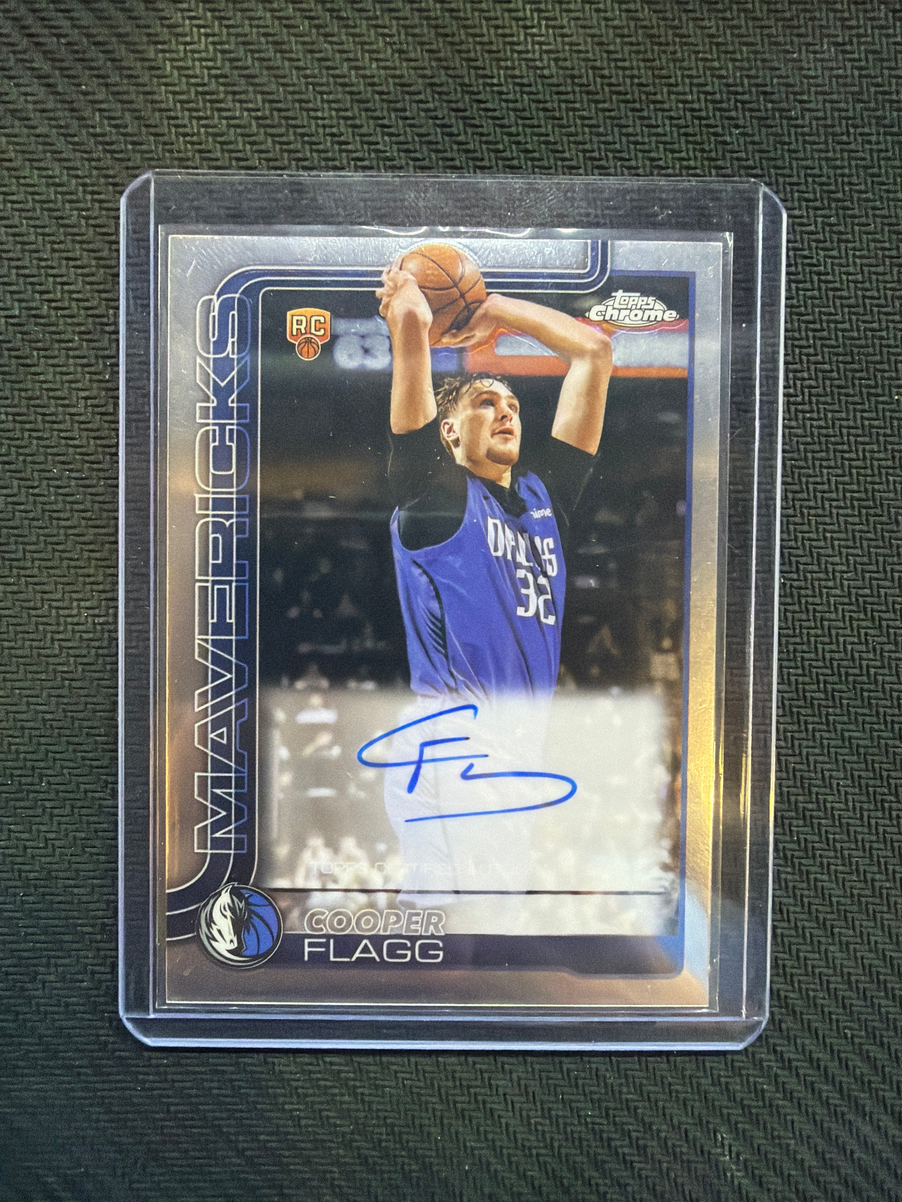 2025 Topps Chrome NBA Cooper Flag Rookie Auto Mavericks