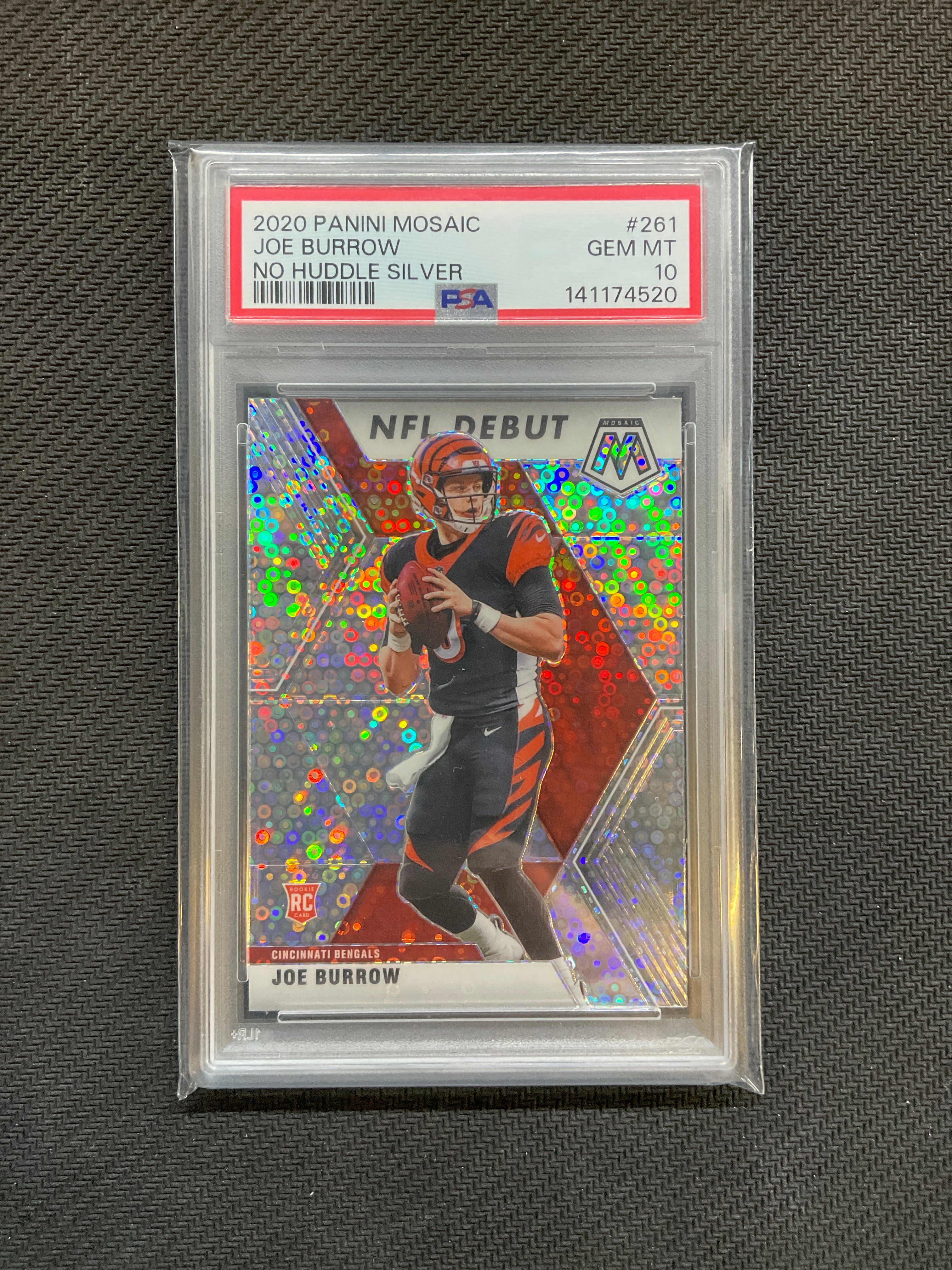 2020 Panini Mosaic Joe Burrow No Huddle Debut PSA 10 Disco 520