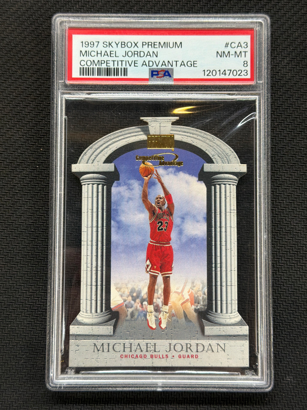 1197 Skybox Premium Michael Jordan Competitive Advantage PSA 8 Bulls 023