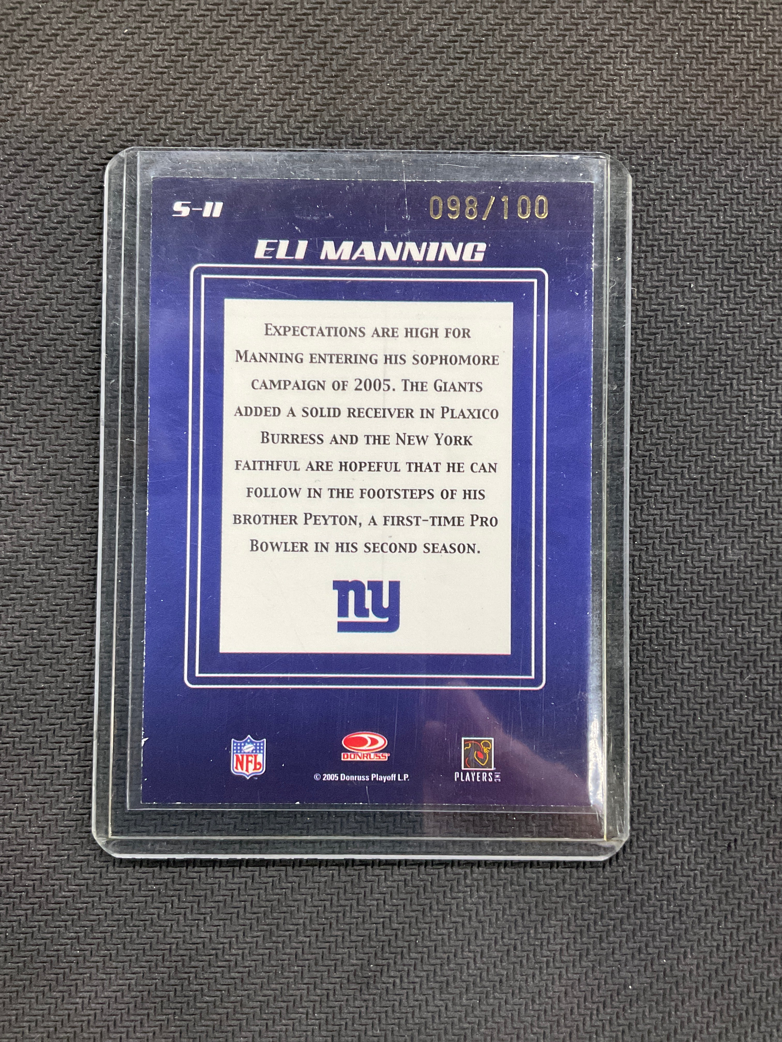 2005 Zenith Eli Manning Spellbound Gold /100 Giants