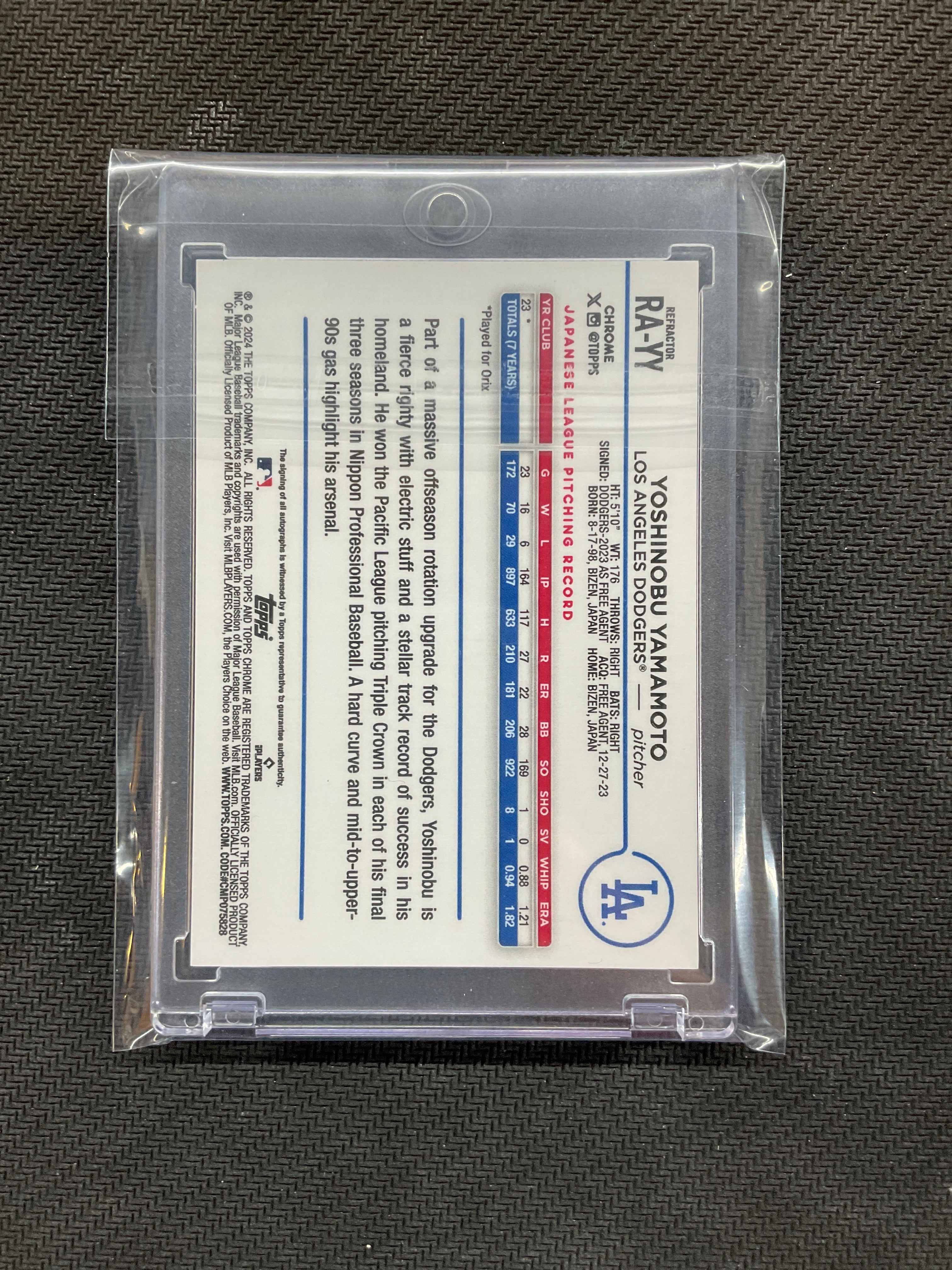 2024 Topps Chrome Yoshinobu Yamamoto Rookie Auto /499 Dodgers