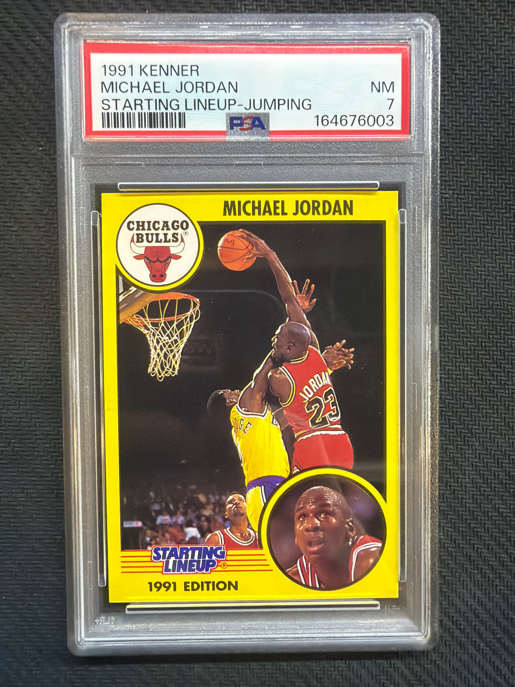 1991 Kenner Michael Jordan Starting lineup Jumping PSA 7 Bulls