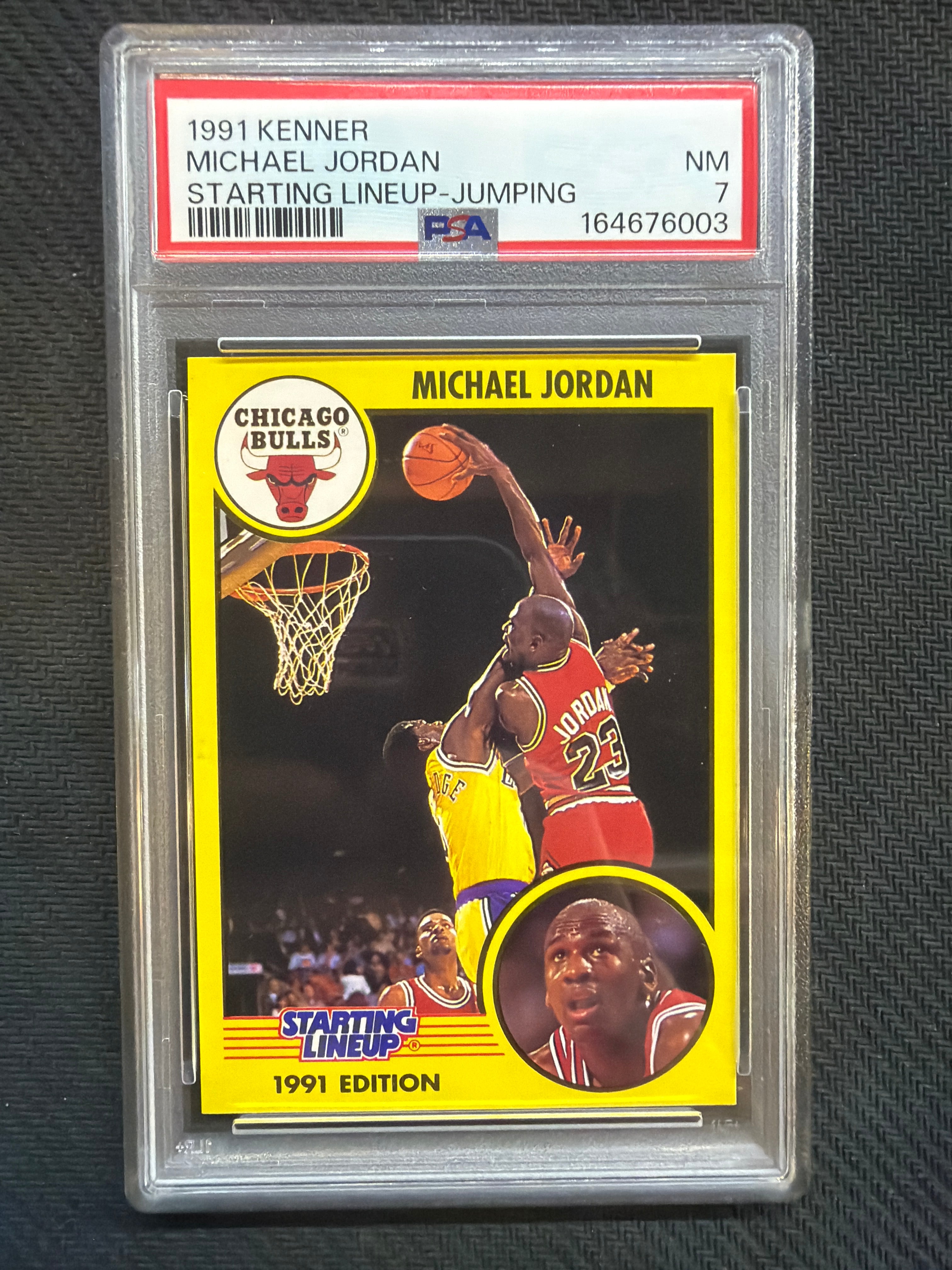 1991 Kenner Michael Jordan Starting lineup Jumping PSA 7 Bulls