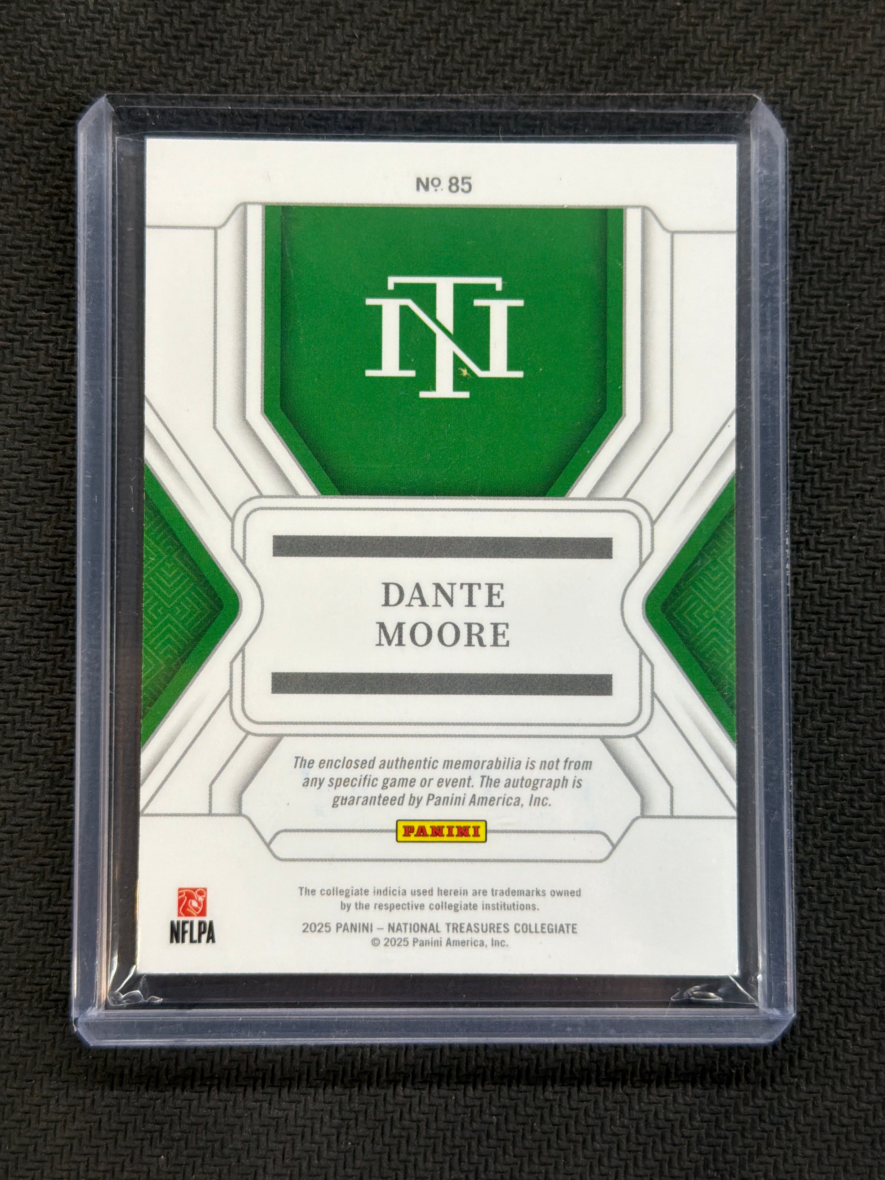 2025 Panini National Treasures Collegiate Dante Moore Patch Auto /11 #85 Oregon