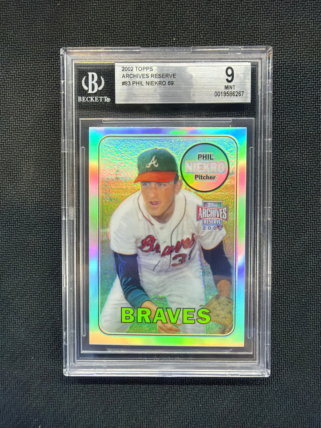 2002 Topps Archives Phil Niekro Refractor BGS 9 Braves