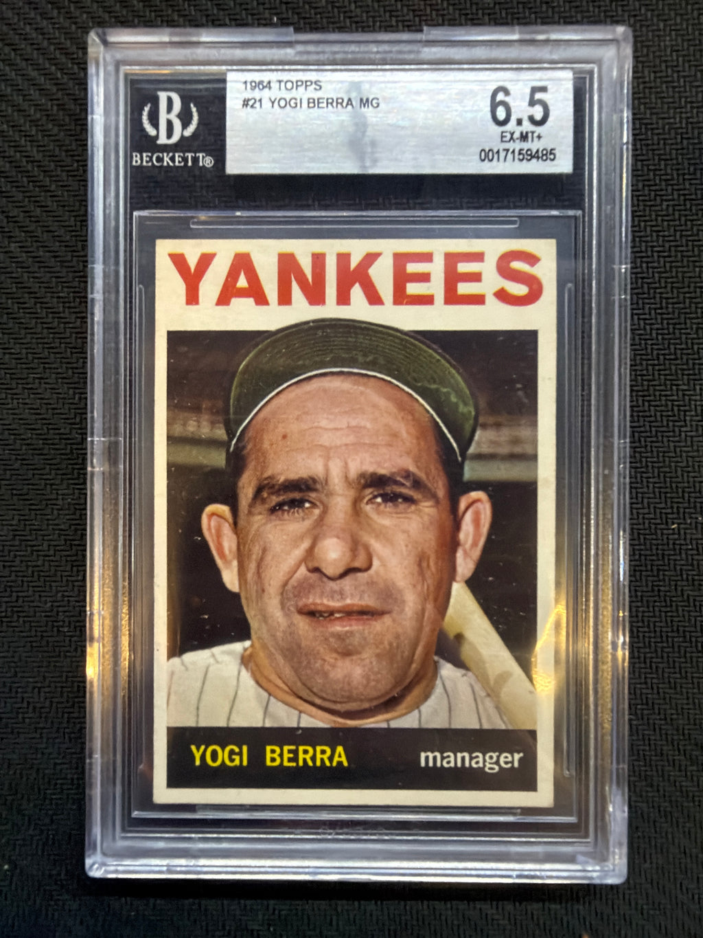 1964 Topps Yogi Berra #21 BGS 6.5 Yankees