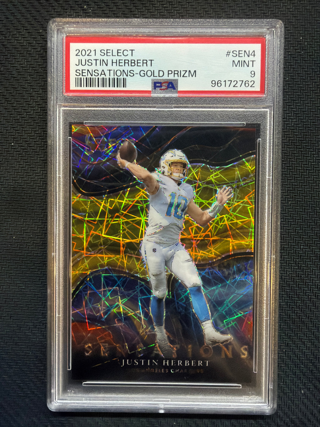 2021 Select Justin Herbert Sensations Gold /10 PSA 9 762