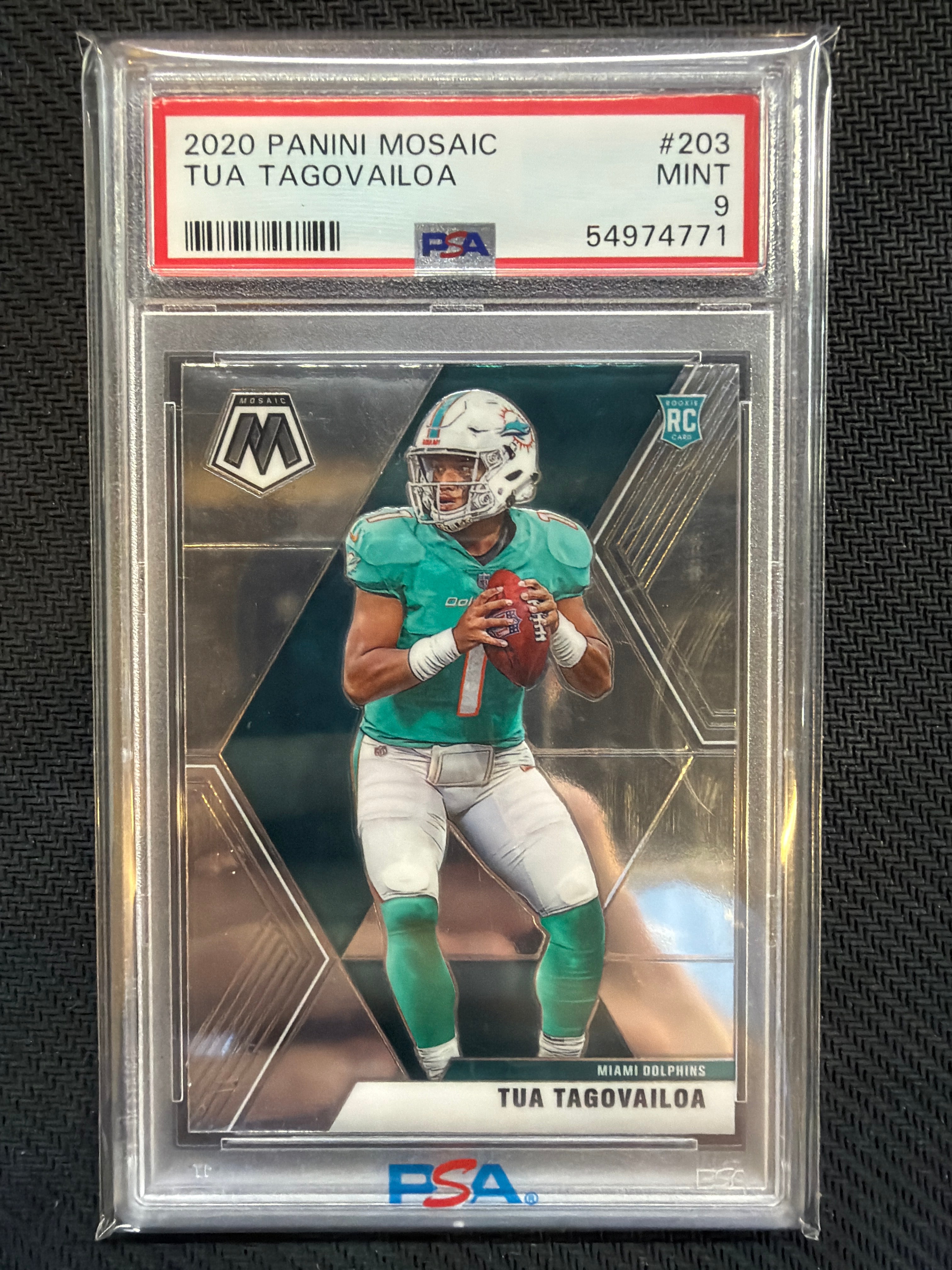 2020 Panini Mosaic Tua Tagovailoa #203 PSA 9 Dolphins