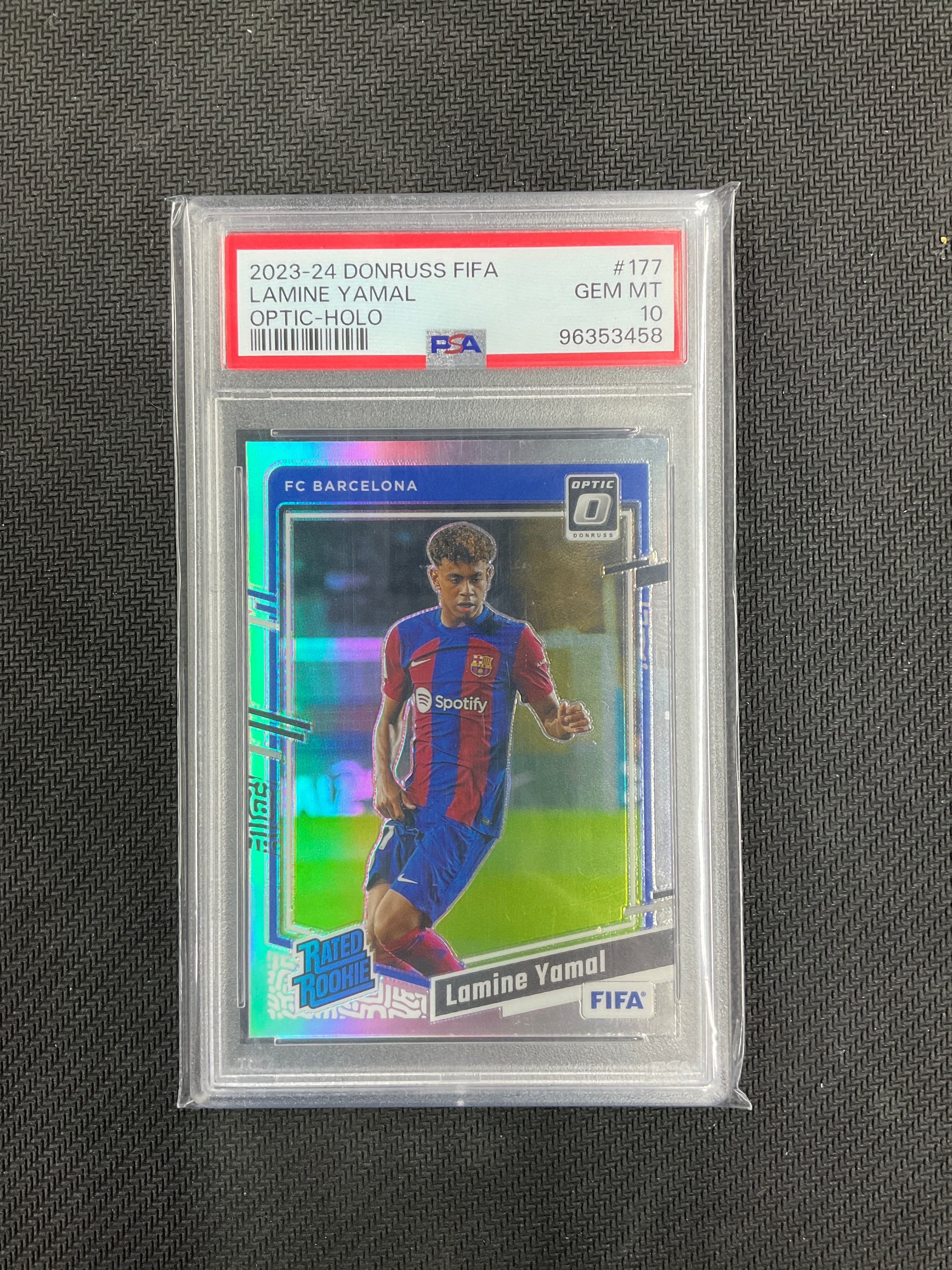 2023/24 Donruss Optic FIFA Lamine Yamal Rookie Holo PSA 10 Barcelona