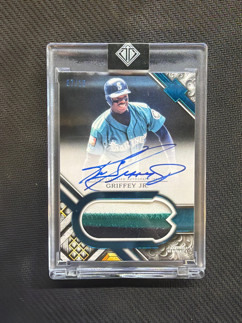 2025 Topps Transcendent Collection Ken Griffey Jr Patch Auto /10