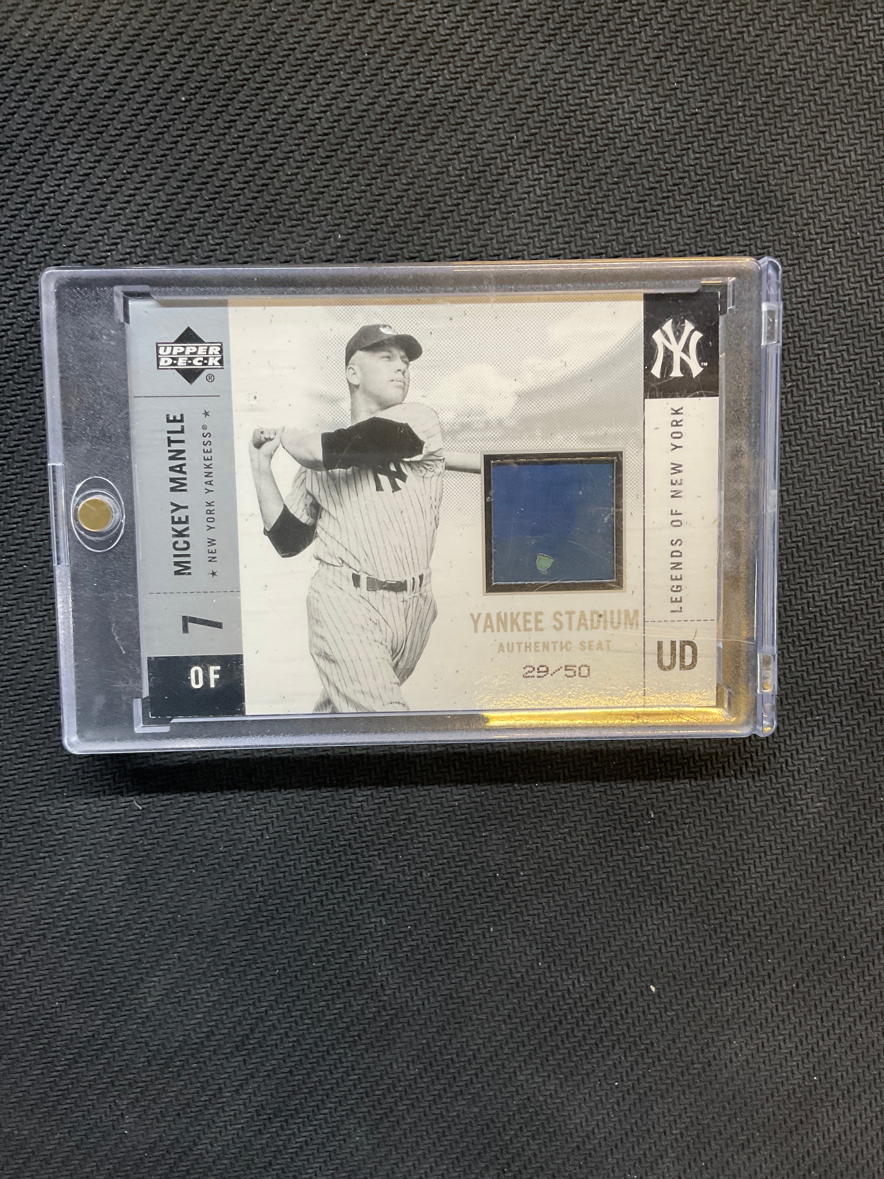 2001 Upper Deck Mickey Mantle Stadium Patch /50 Yankees