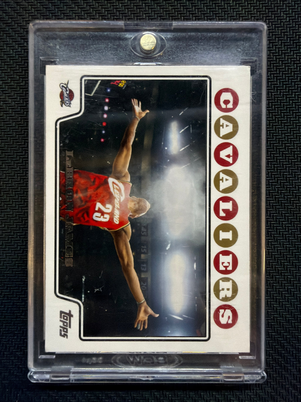2008 Topps LeBron James #23 Chalk Toss