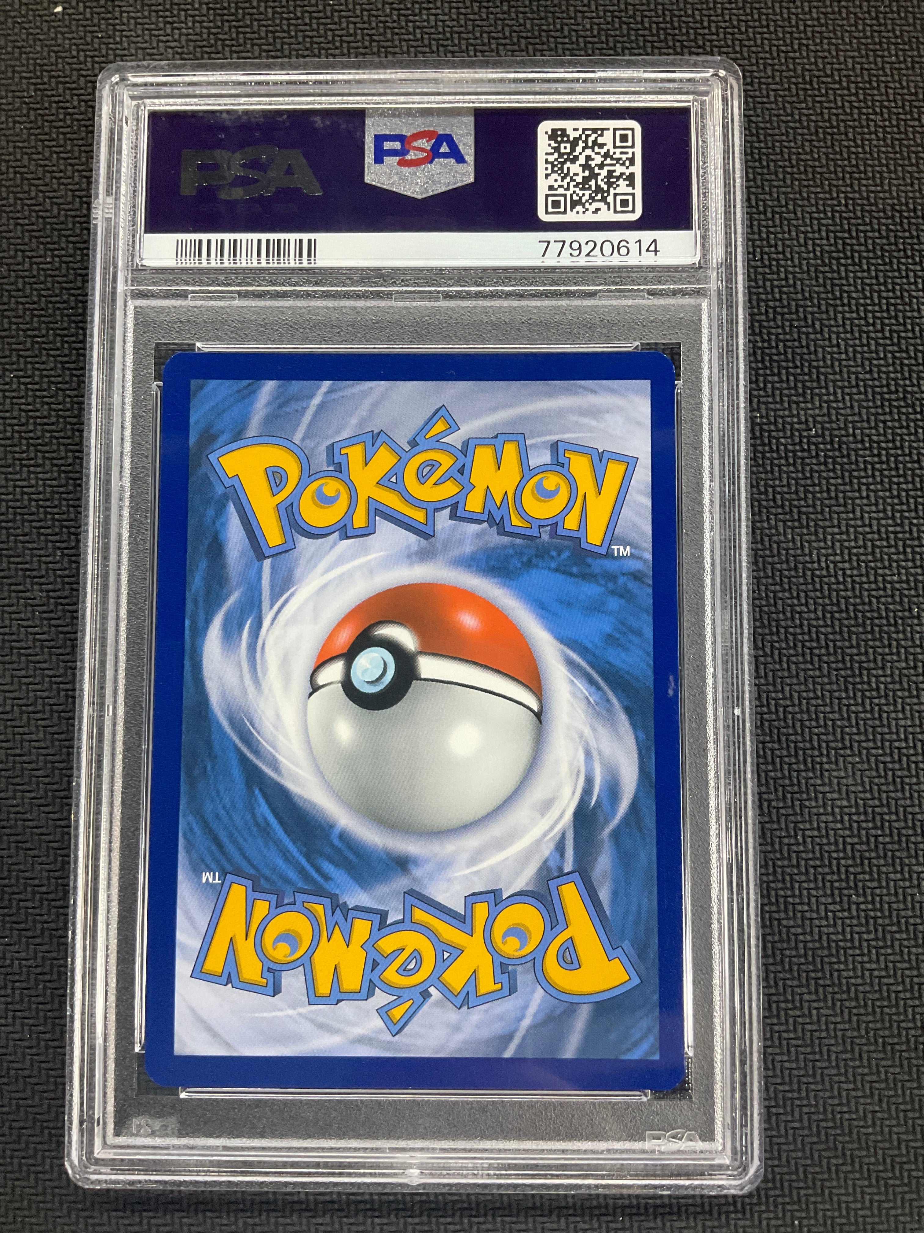 2022 Charzard Vstar 174 PSA 10