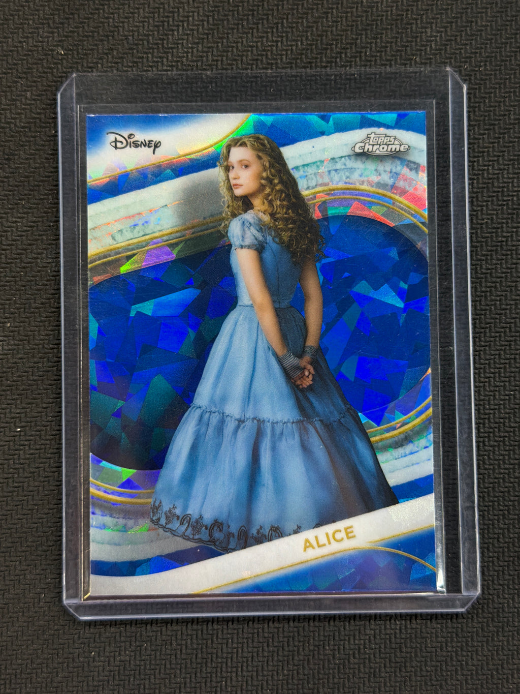 2025 Topps Chrome Disney Sapphire Alice #175