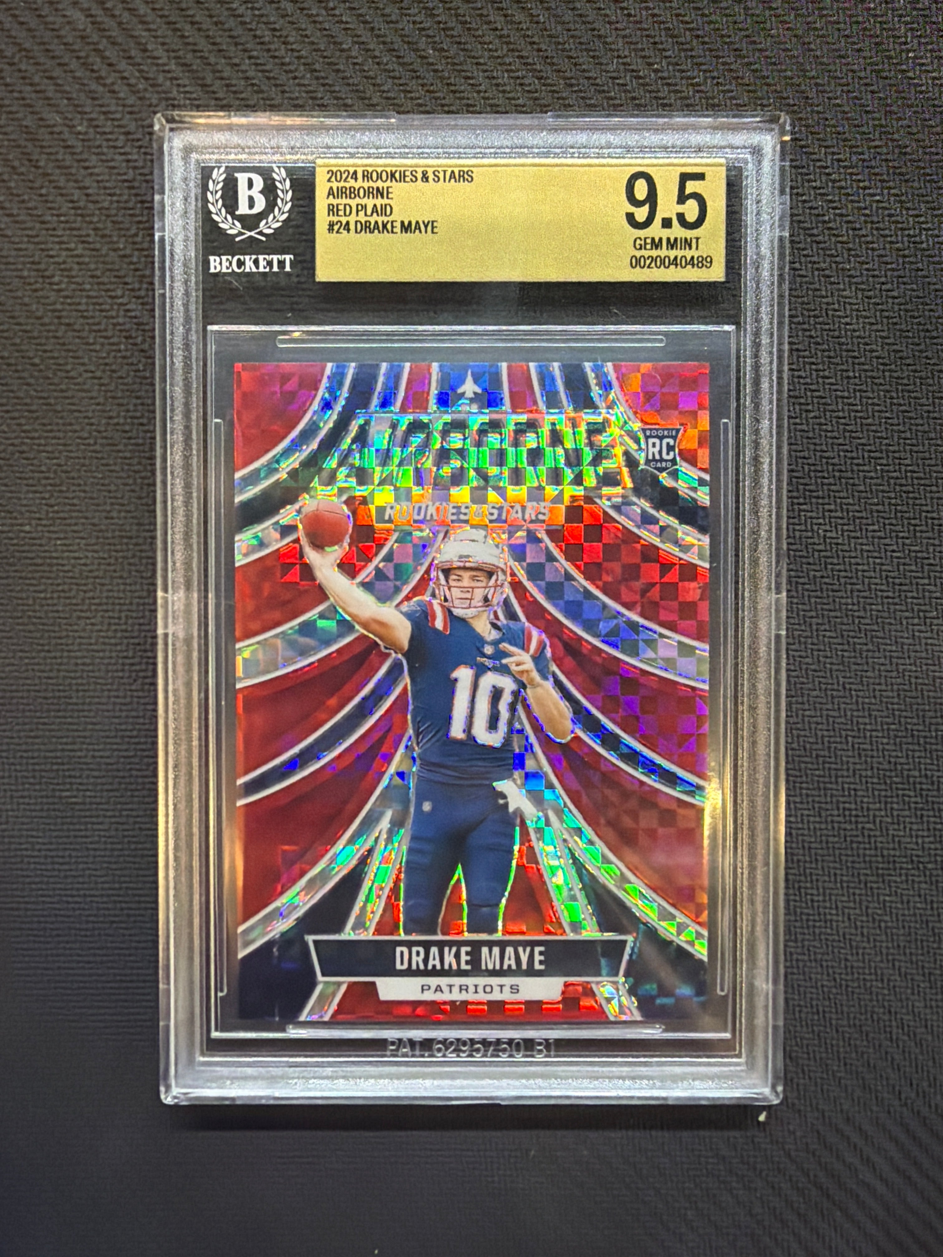 2024 Rookie Stars Drake Maye Airborne Red Plaid Rookie BGS 9.5 Patriots