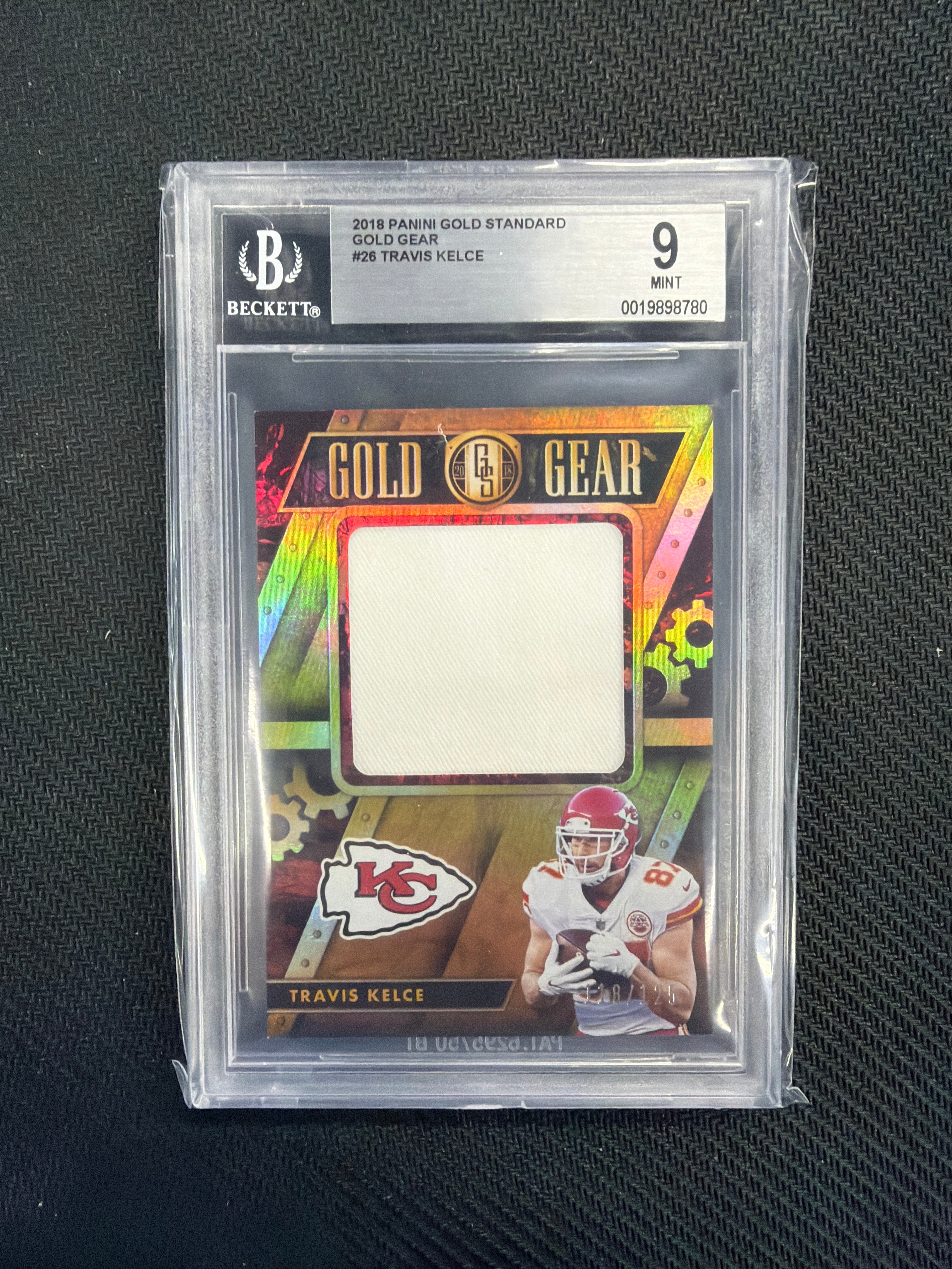 2018 Panini Gold Standard Travis Kelce Patch /125 BGS 9 Cheifs