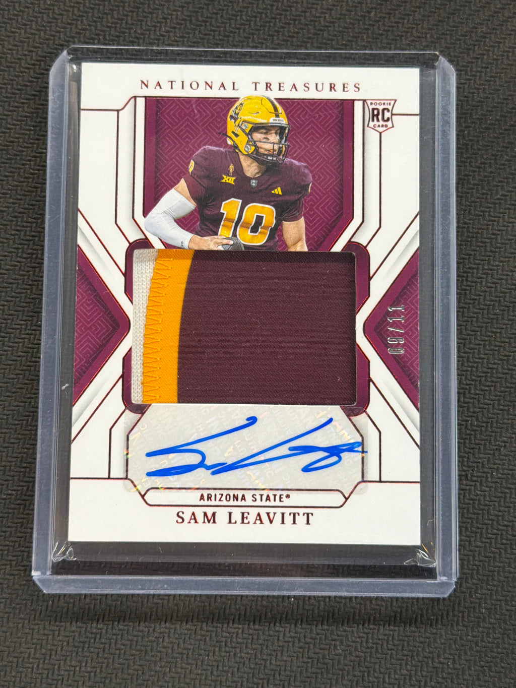 2025 Panini National Treasures Collegiate Sam Leavitt Patch Auto /11