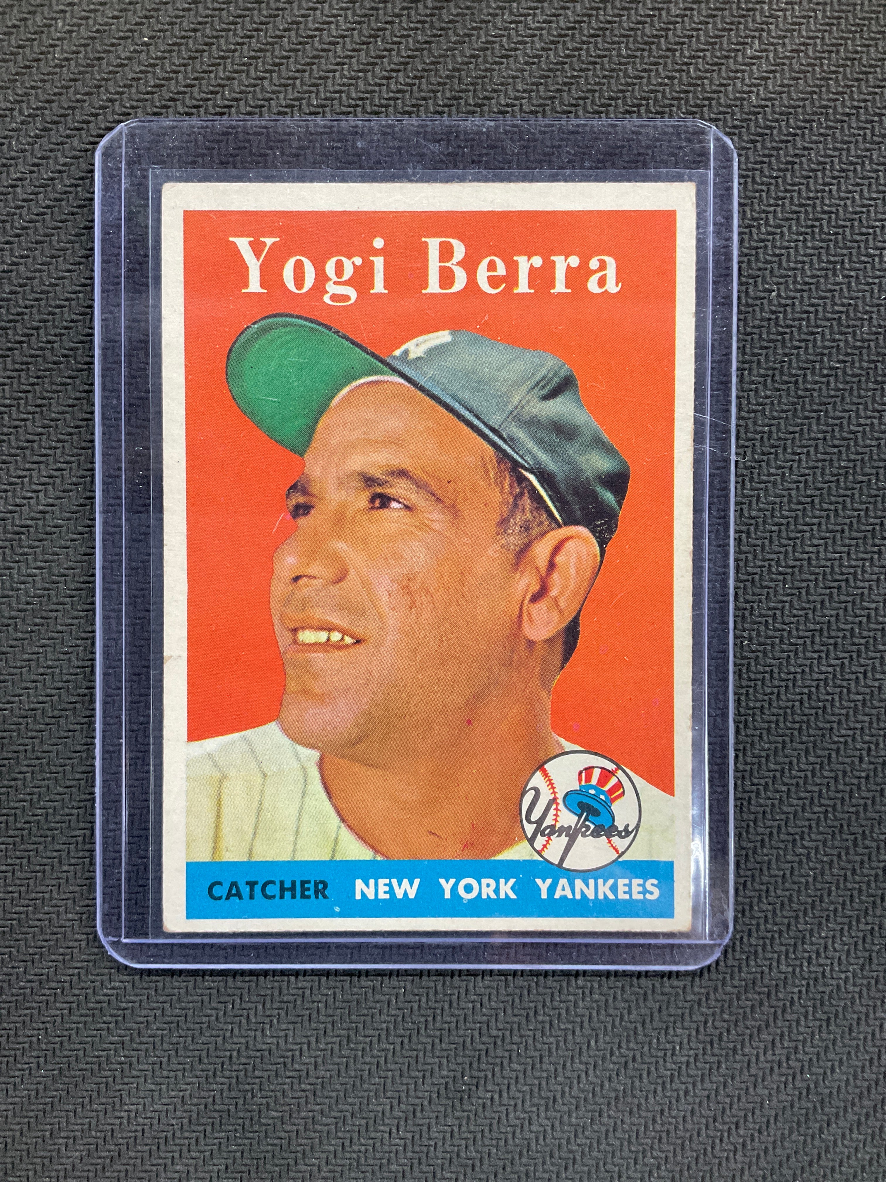 1958 Topps Yogi Berra Yankees
