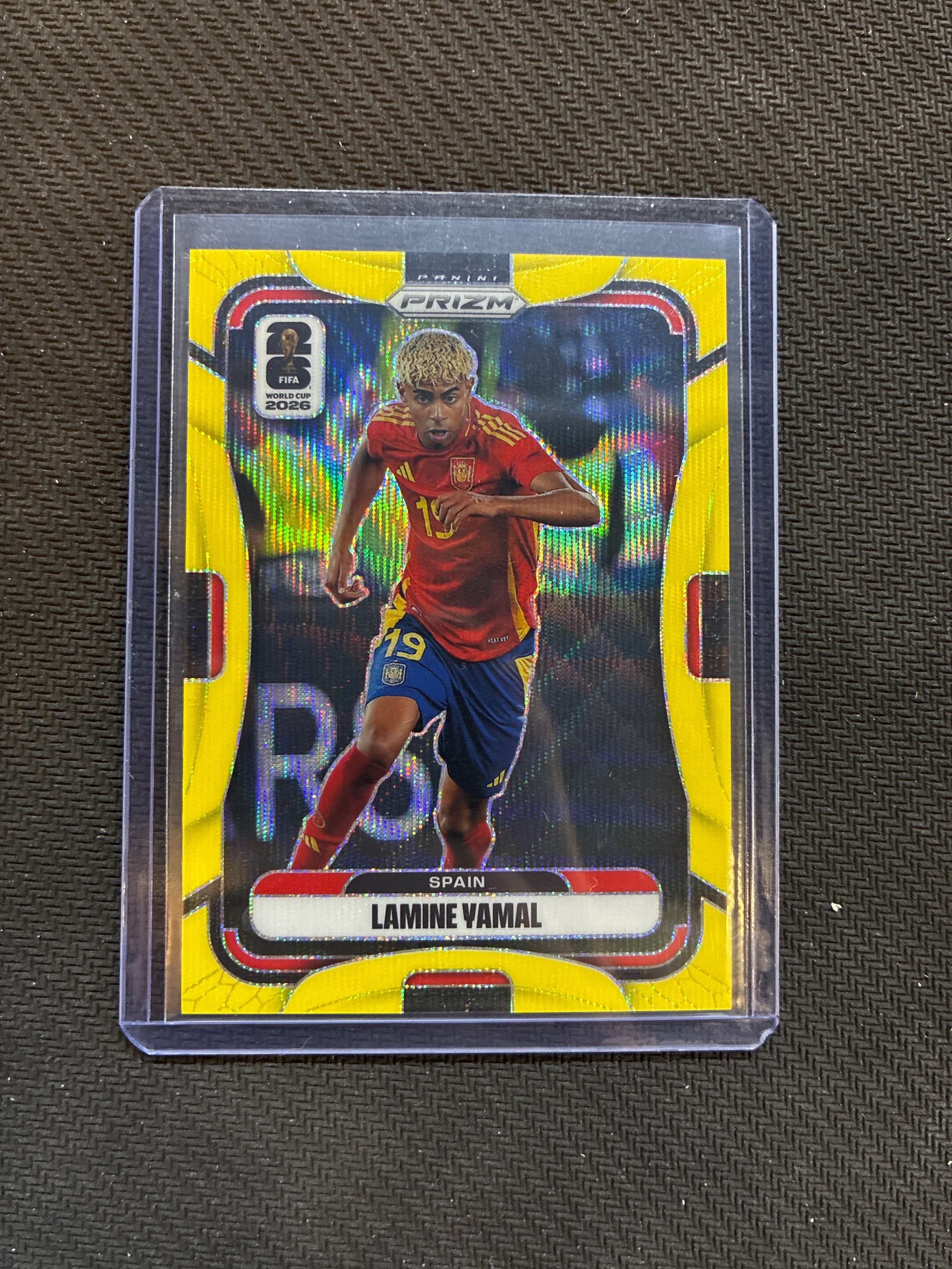 2026 Panini Prizm World Cup Lamine Yamal Flourescent Yellow Wave /180 Spain