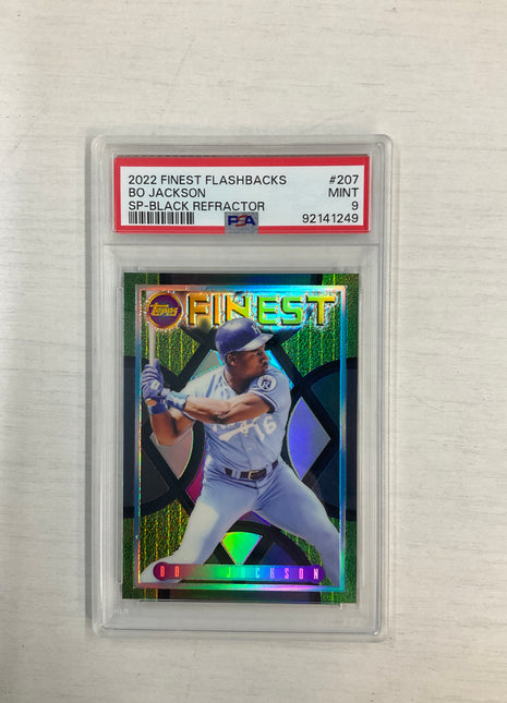 2022 Finest Flashbacks Bo Jackson Black Refractor /25 PSA 9