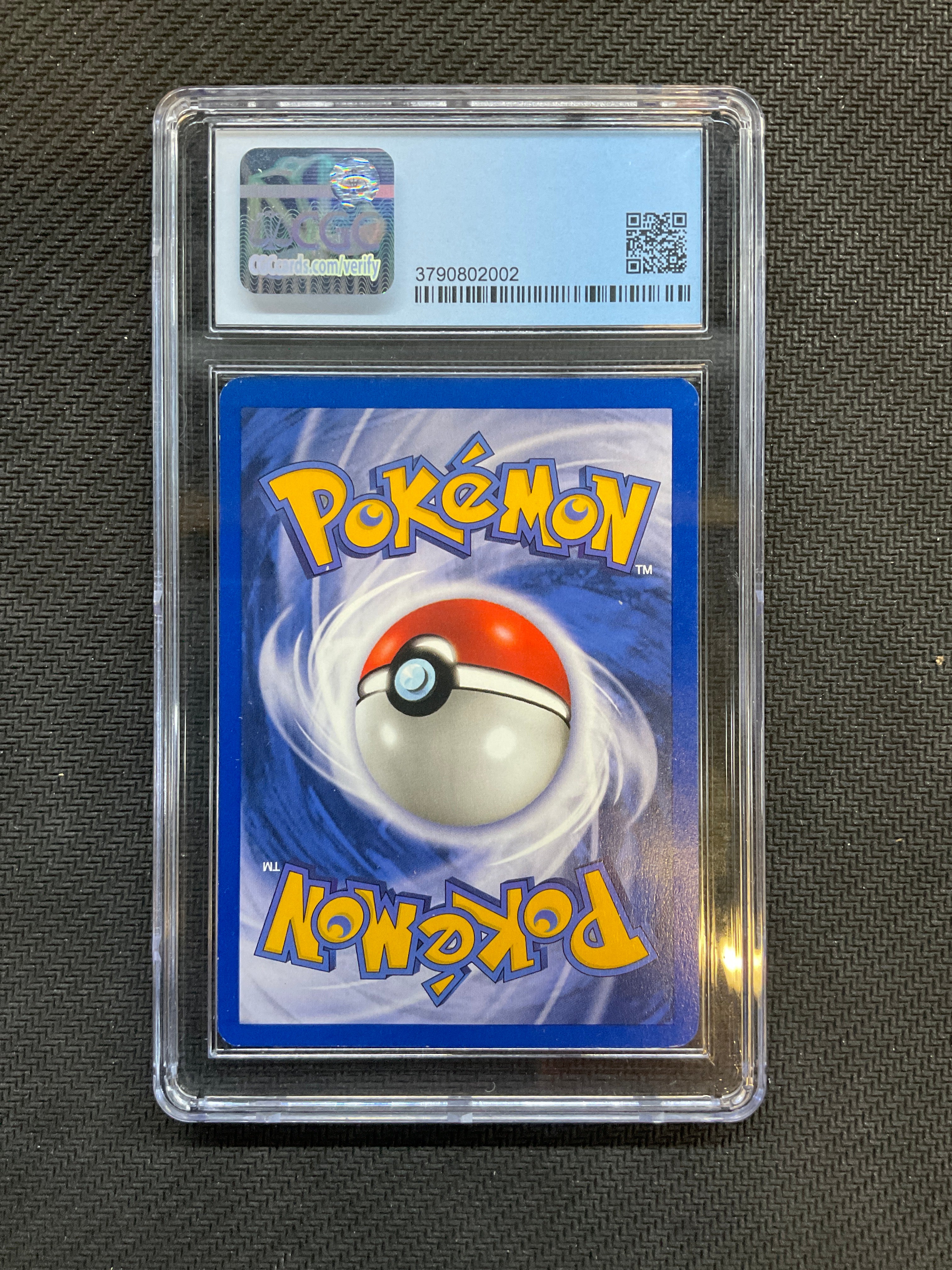 2000 Pokemon Team Rocket Dark Dragonite Holo 5 CGC 8