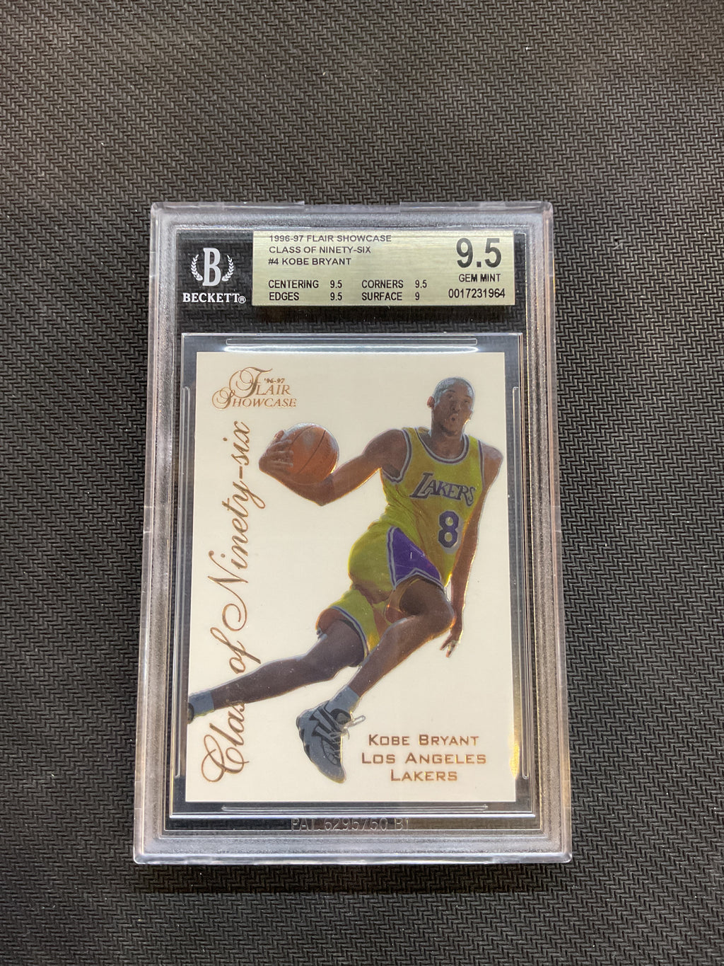 1996 Flair Showcase Kobe Bryant Rookie Class of Ninety-Six BGS 9.5 Lakers