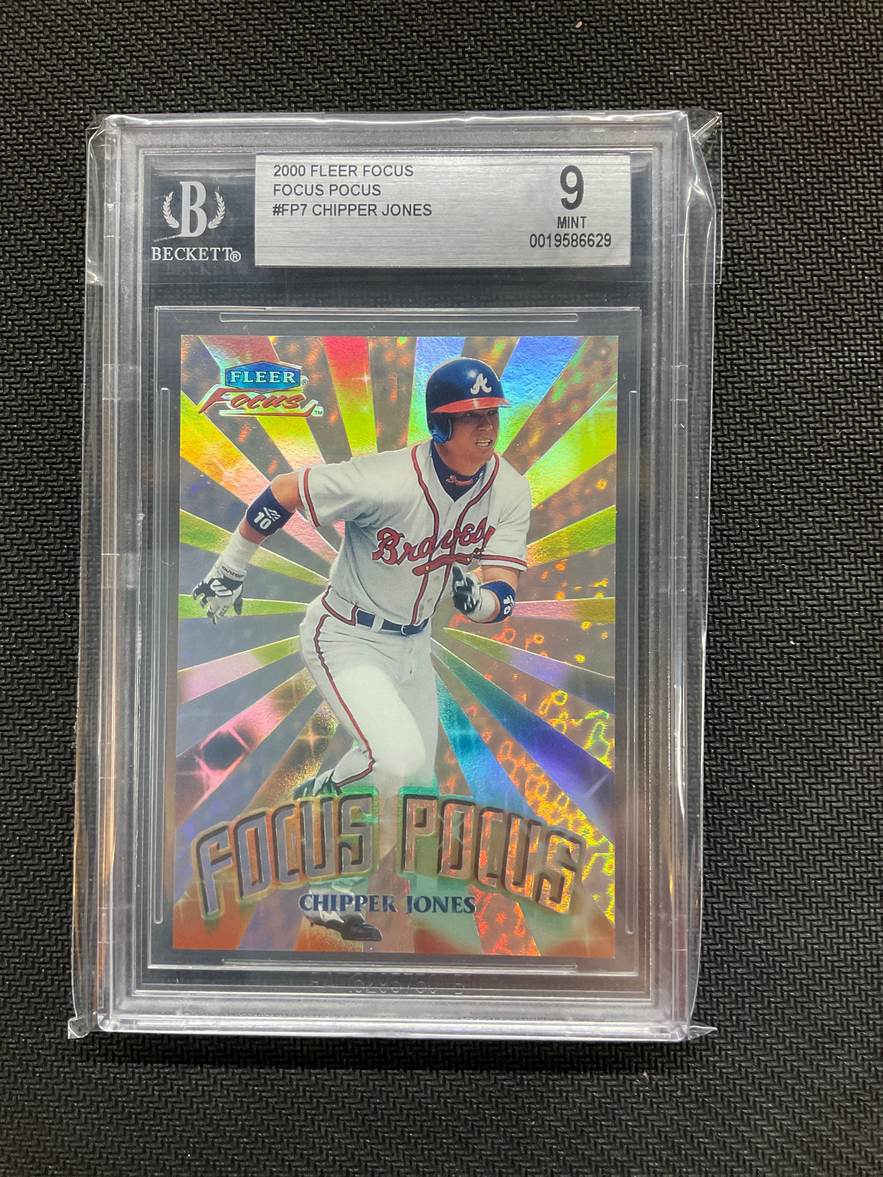 2000 Fleer Focus Chipper Jones Focus Pocus BGS 9 Braves