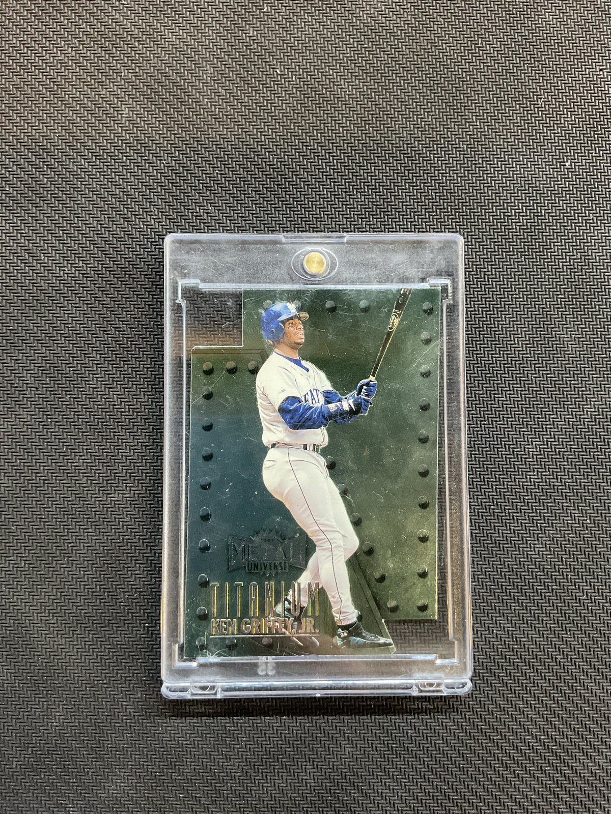 1997 Metal Universe Ken Griffey Jr. Titanium Mariners